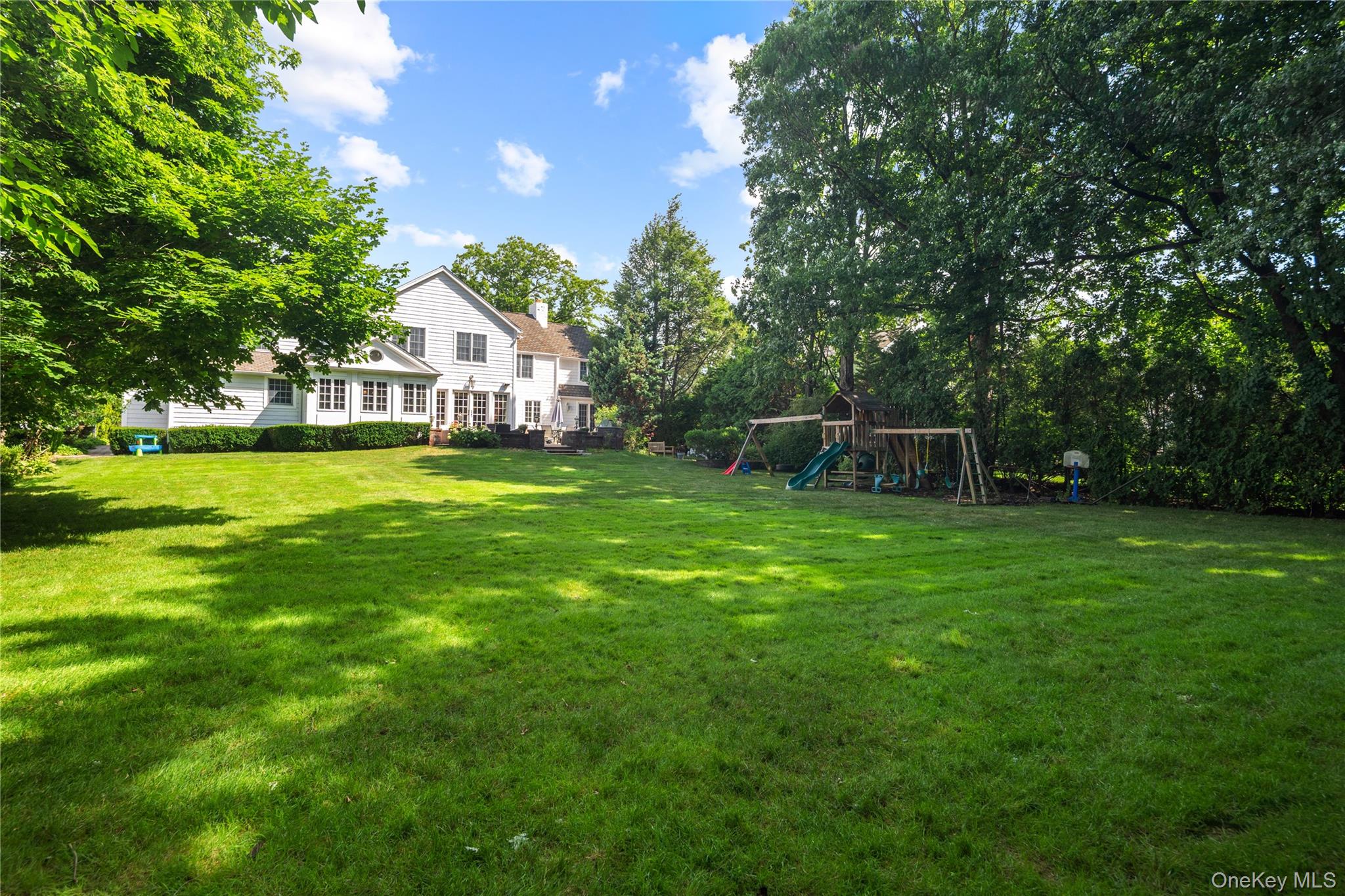 27 Bradford Road Property Photo 3