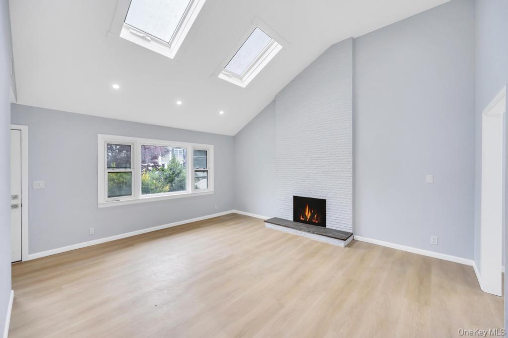 59 E Cedar Street Property Photo 6