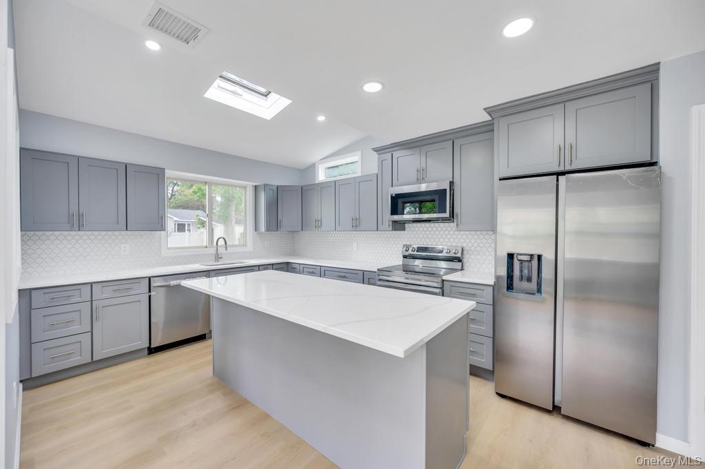 59 E Cedar Street Property Photo 8