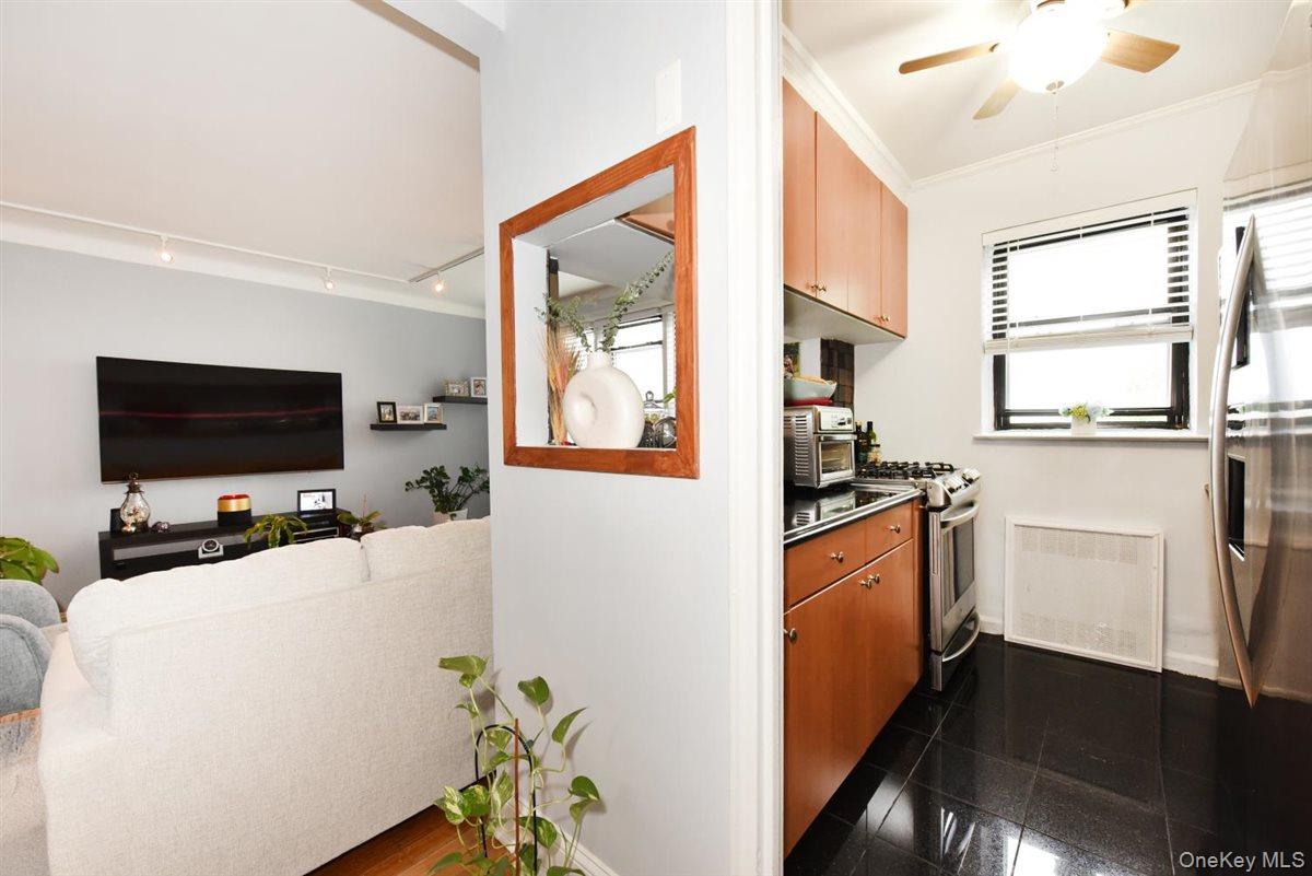 143-50 Hoover Avenue 503 Property Photo 11