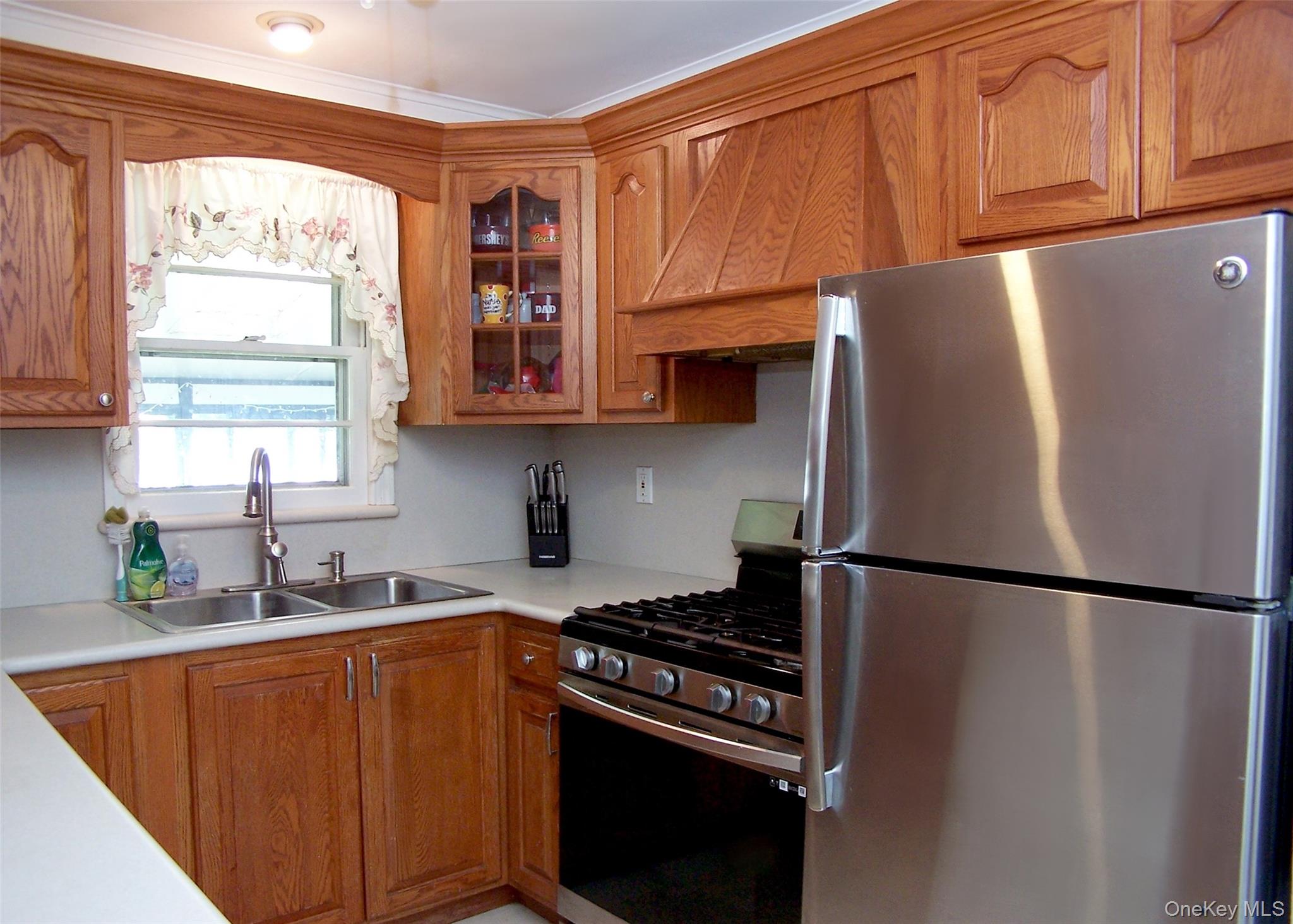 31 Saint Joseph Avenue Property Photo 5