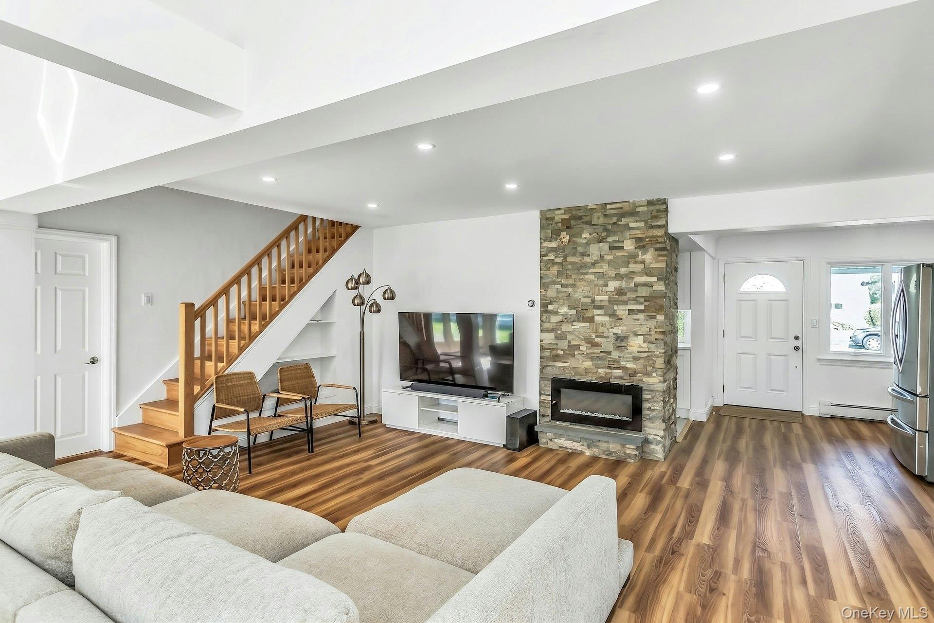 38 Fireplace Lane Property Photo 12