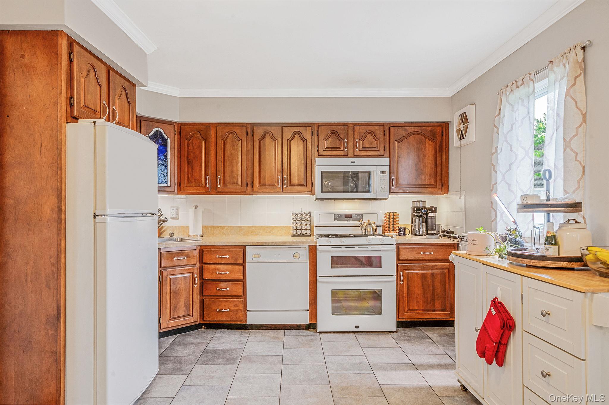 40 Mark Drive Property Photo 18