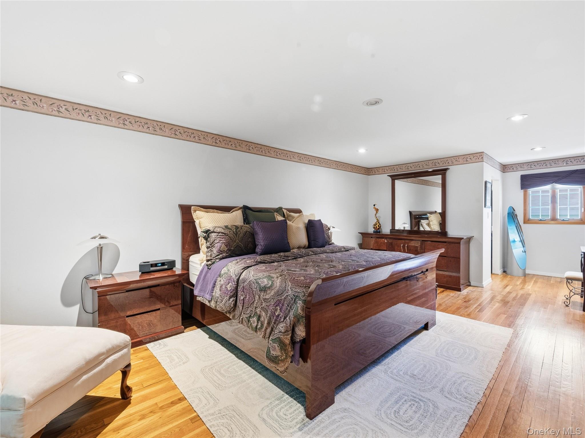 161 Cow Neck Road Property Photo 18