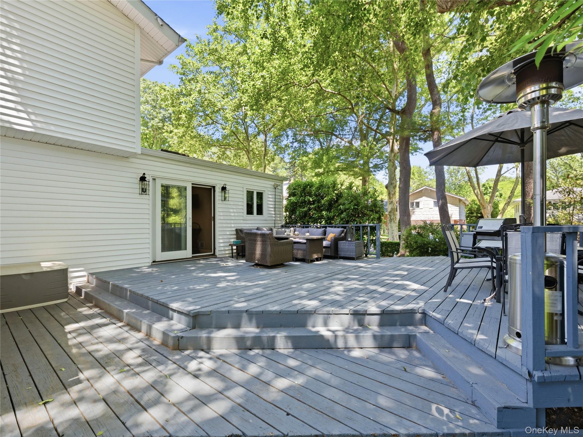 161 Cow Neck Road Property Photo 27