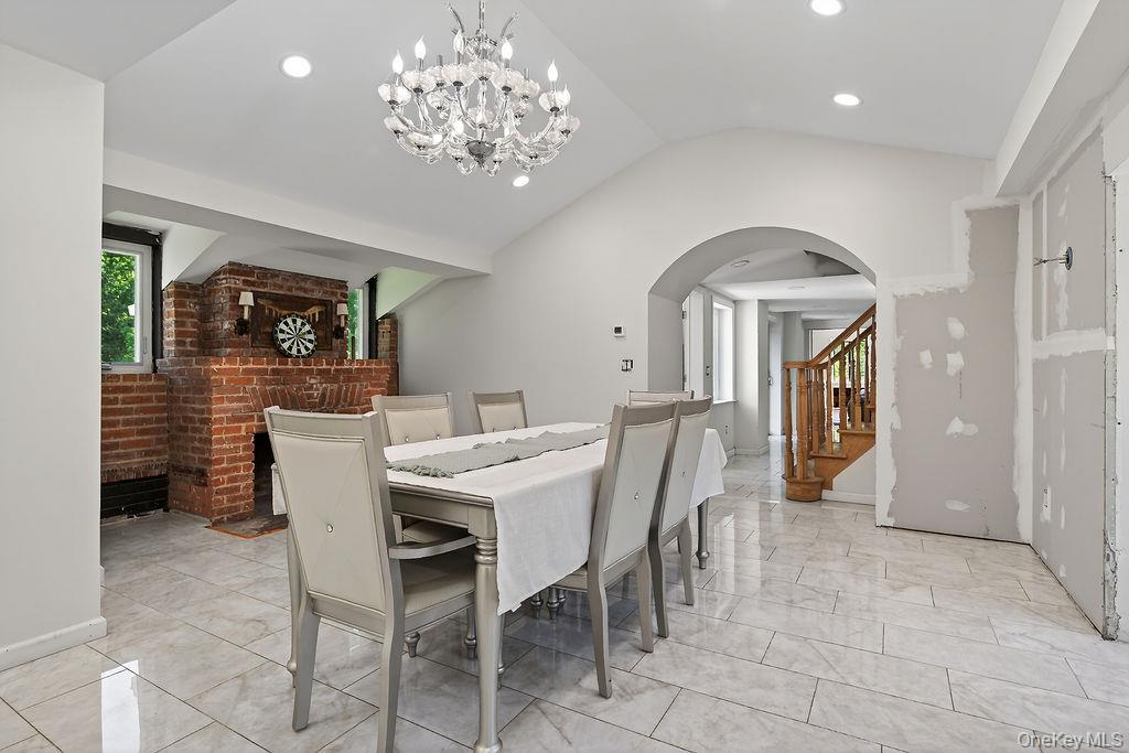 51 Pinesbridge Road Property Photo 15