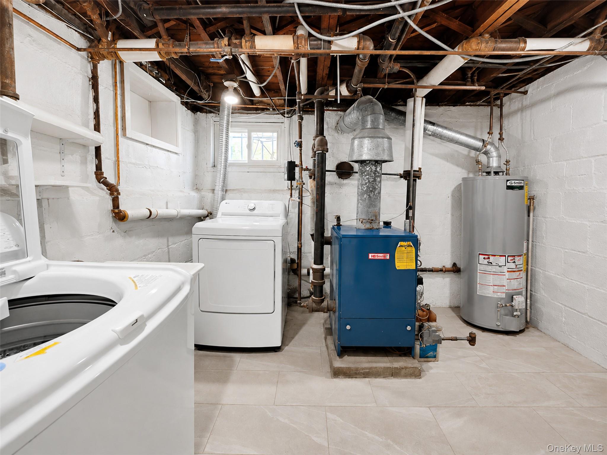 33-34 172nd Street Property Photo 12