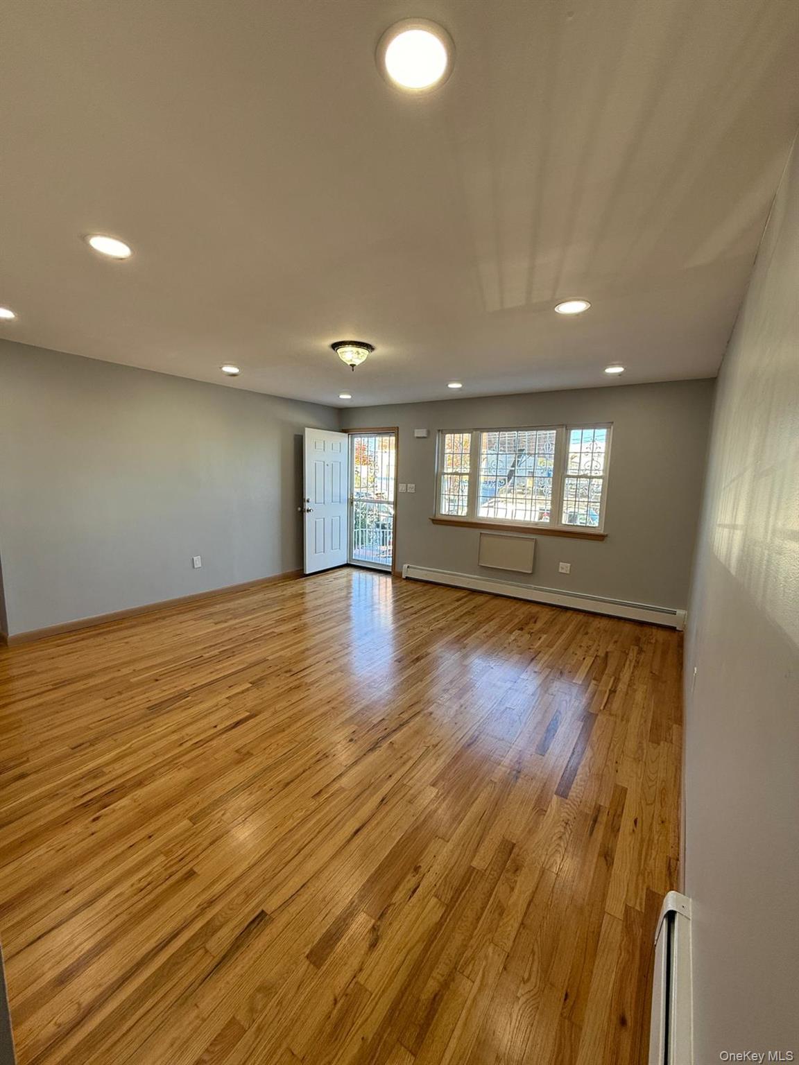 12408 94th Avenue Property Photo 4