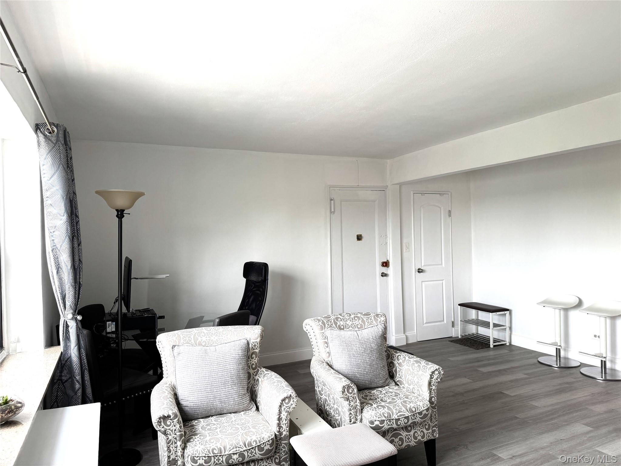 78-16 147th St 3c Property Photo 4
