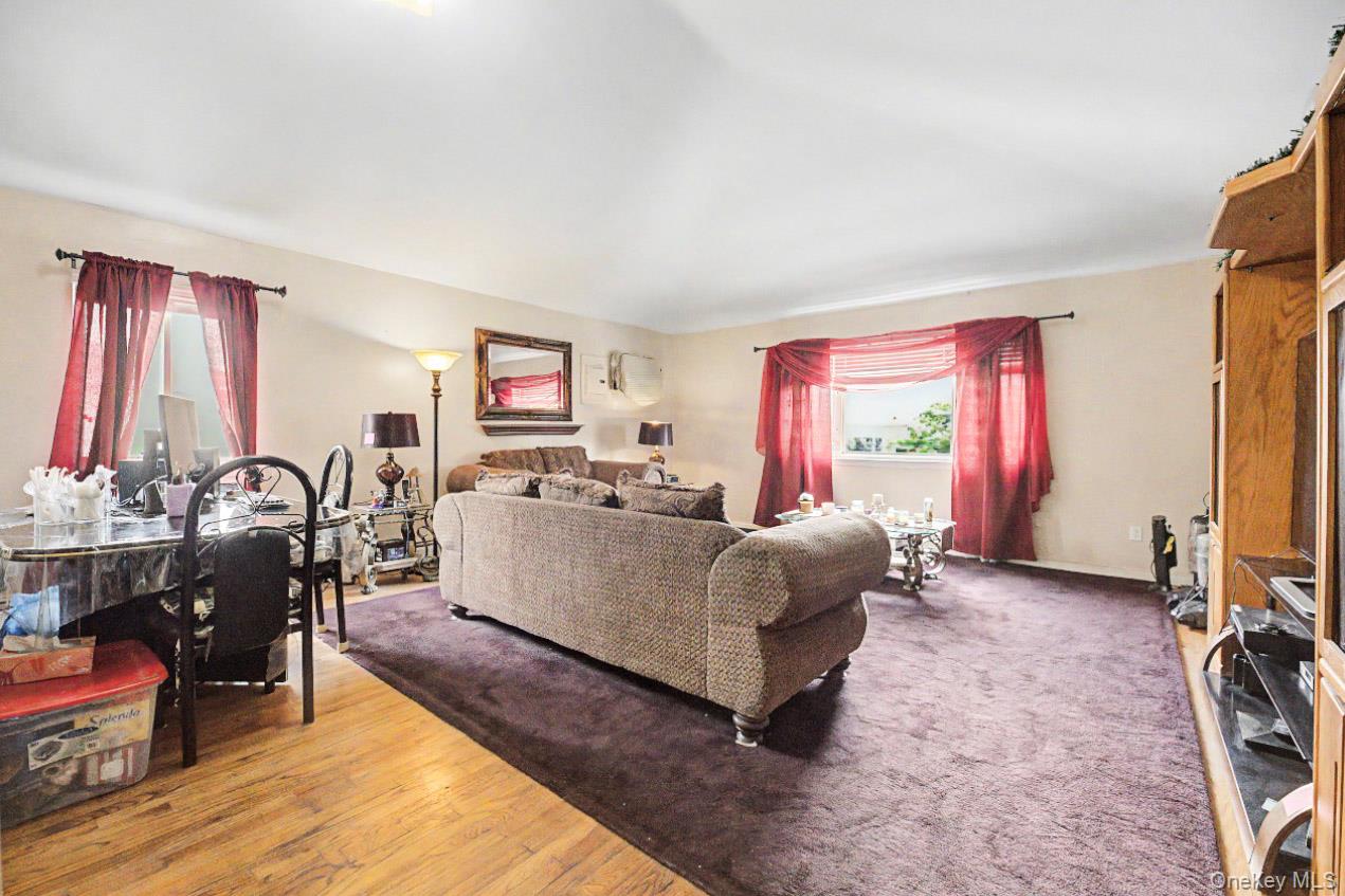 2459 Lodovick Avenue Property Photo 13