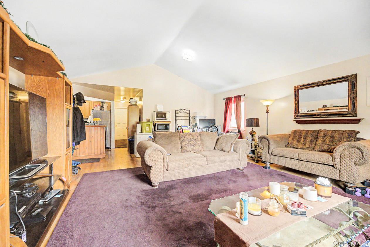 2459 Lodovick Avenue Property Photo 14