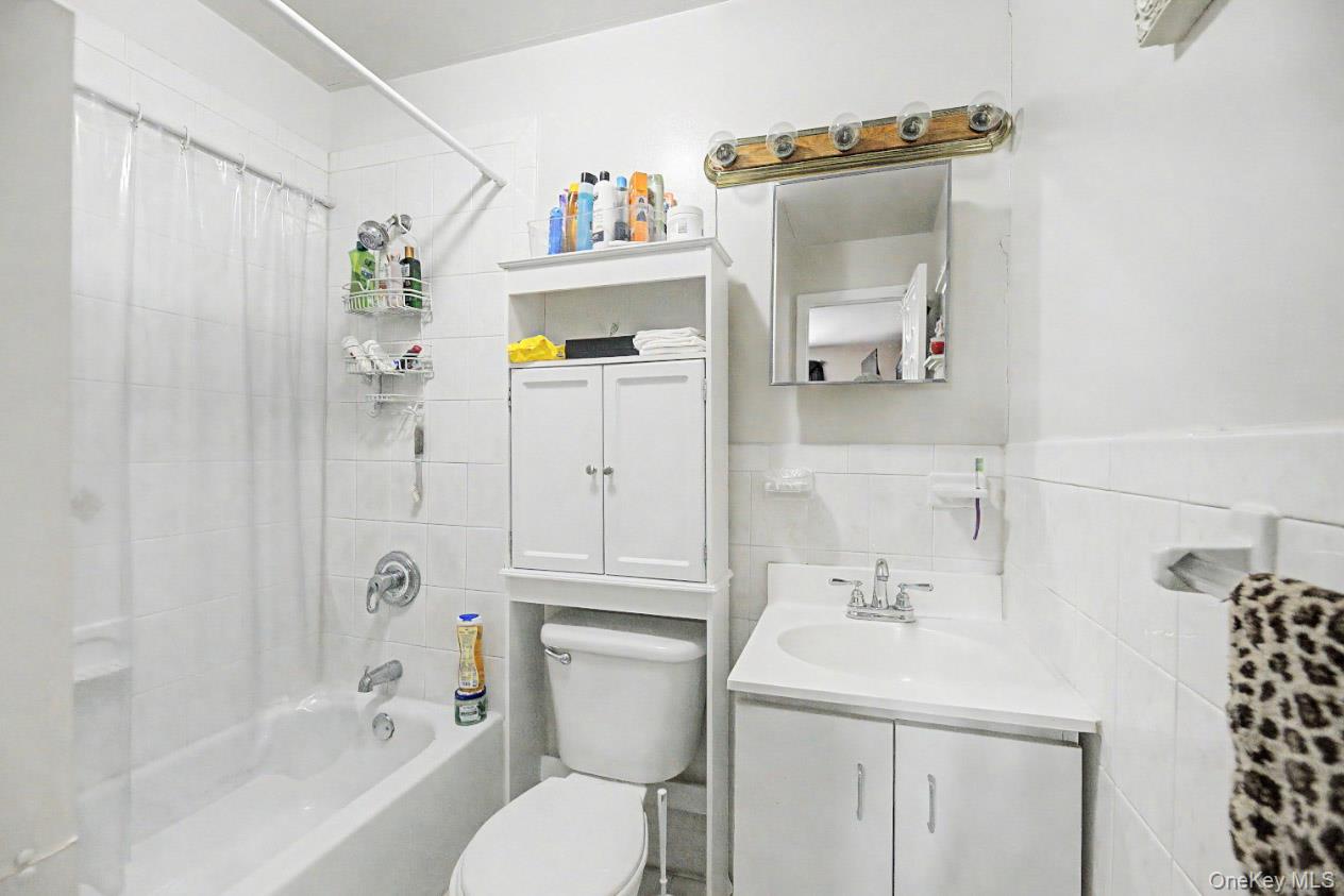 2459 Lodovick Avenue Property Photo 21