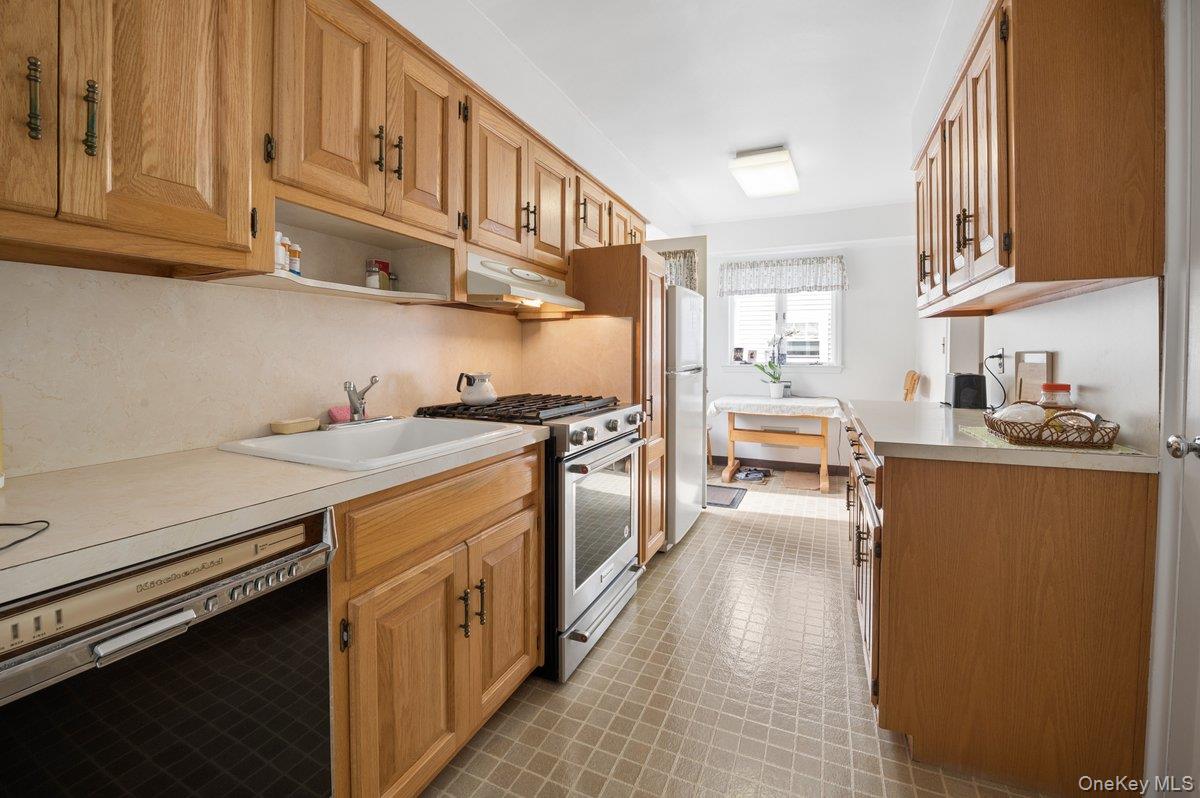 21 Hayes Drive Property Photo 10