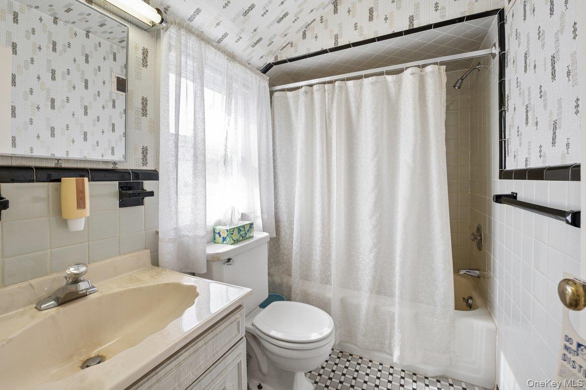 21 Hayes Drive Property Photo 17