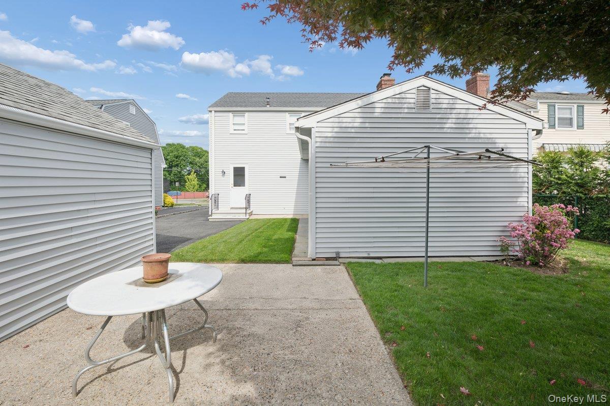 21 Hayes Drive Property Photo 20
