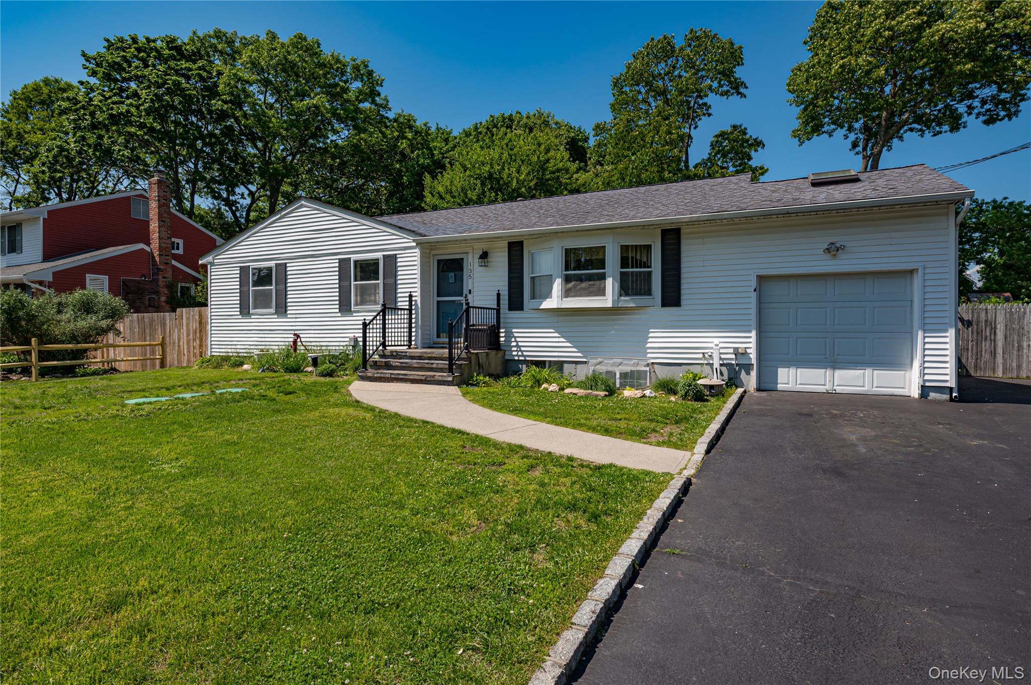 135 Howard Street Property Photo 1