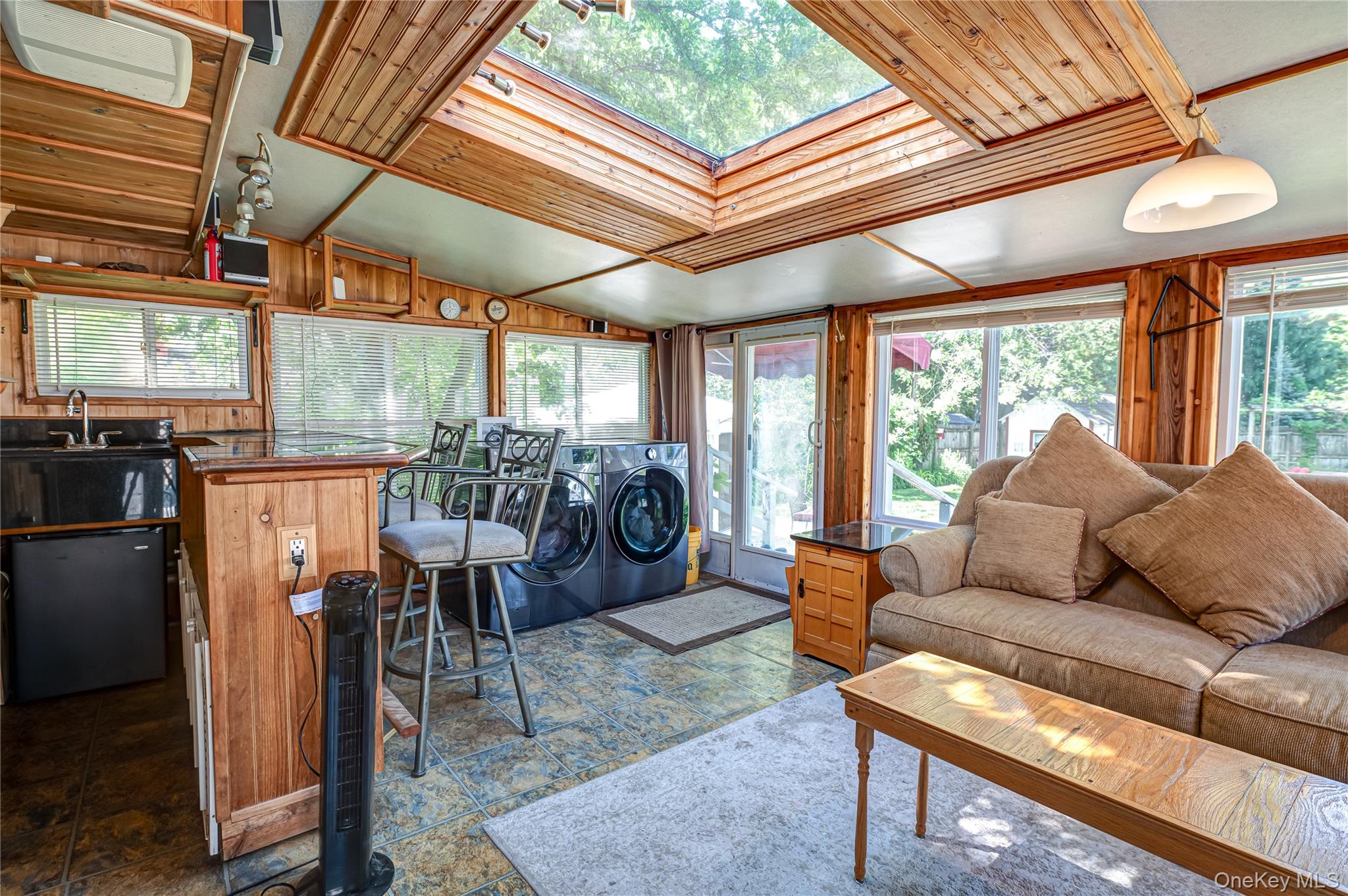 135 Howard Street Property Photo 6