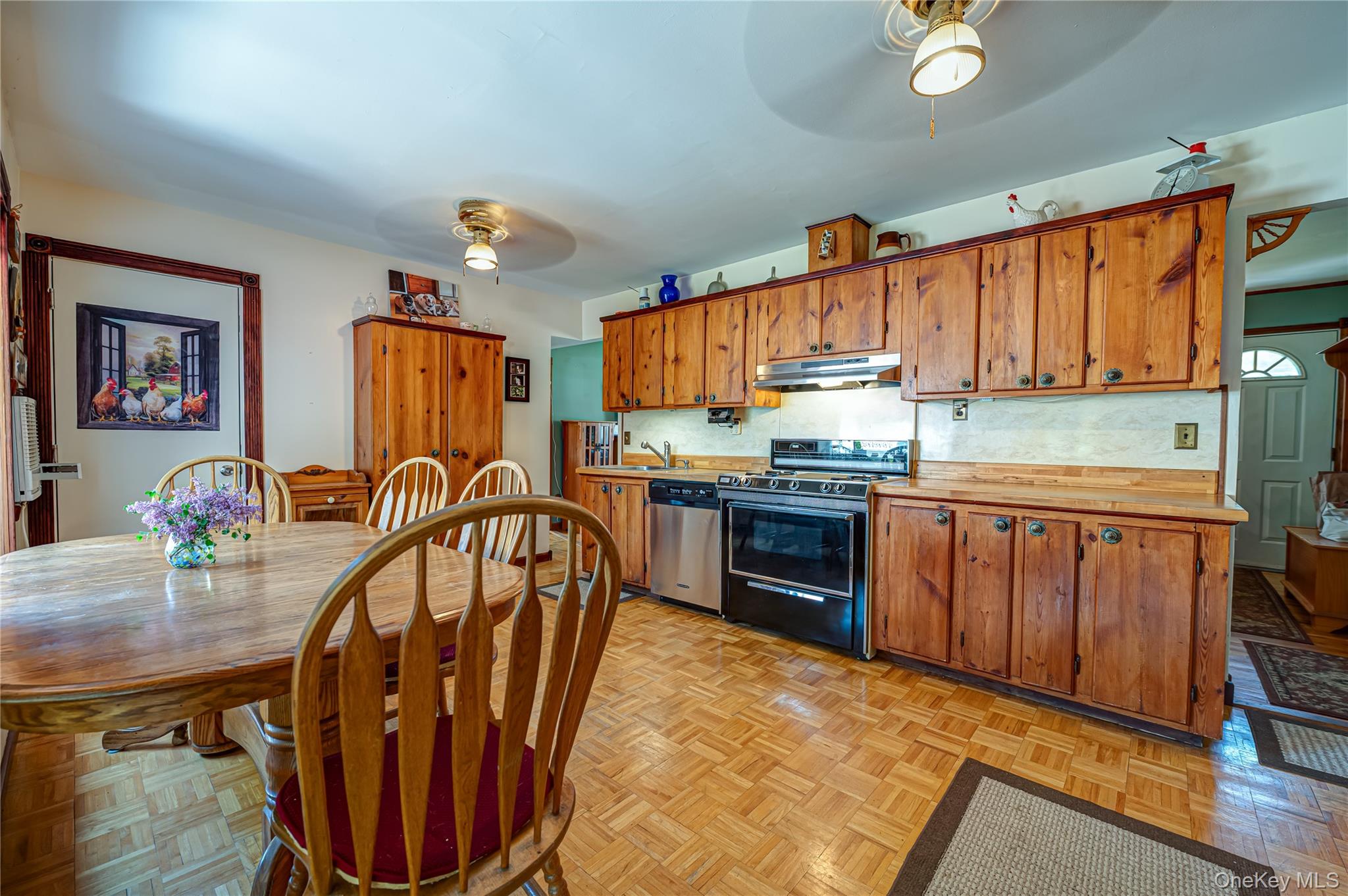 135 Howard Street Property Photo 7