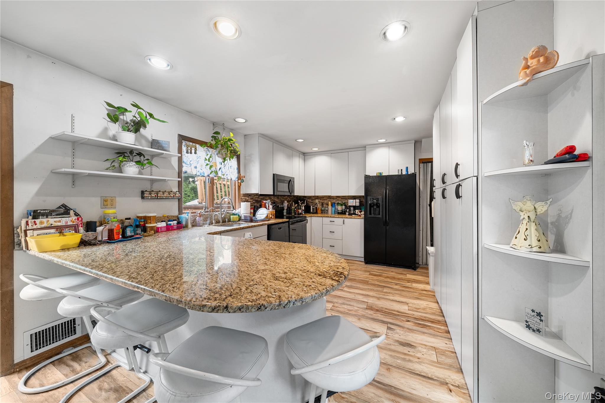 65 Elmtree Lane Property Photo 10