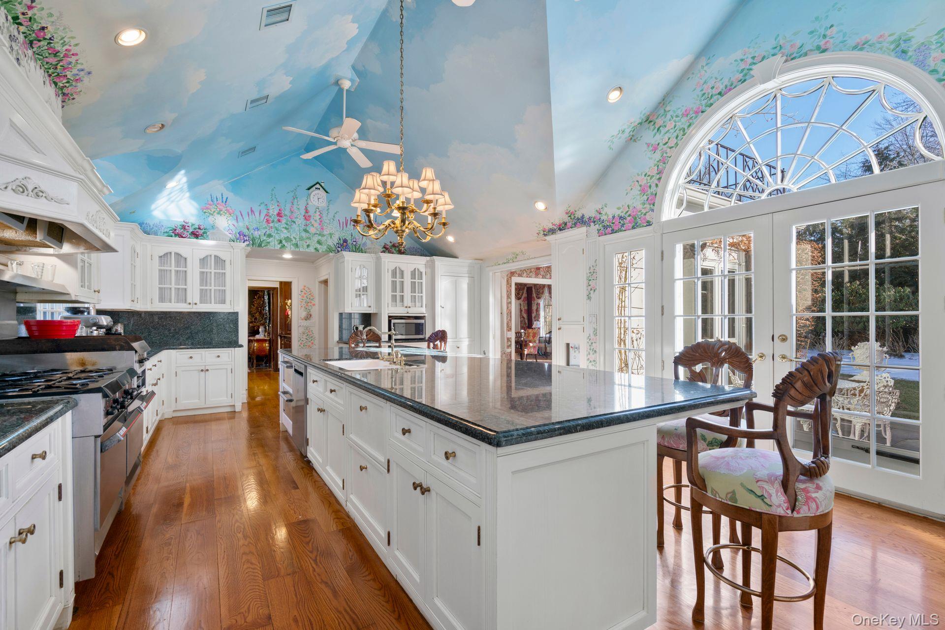 8 Stonegate Lane Property Photo 12
