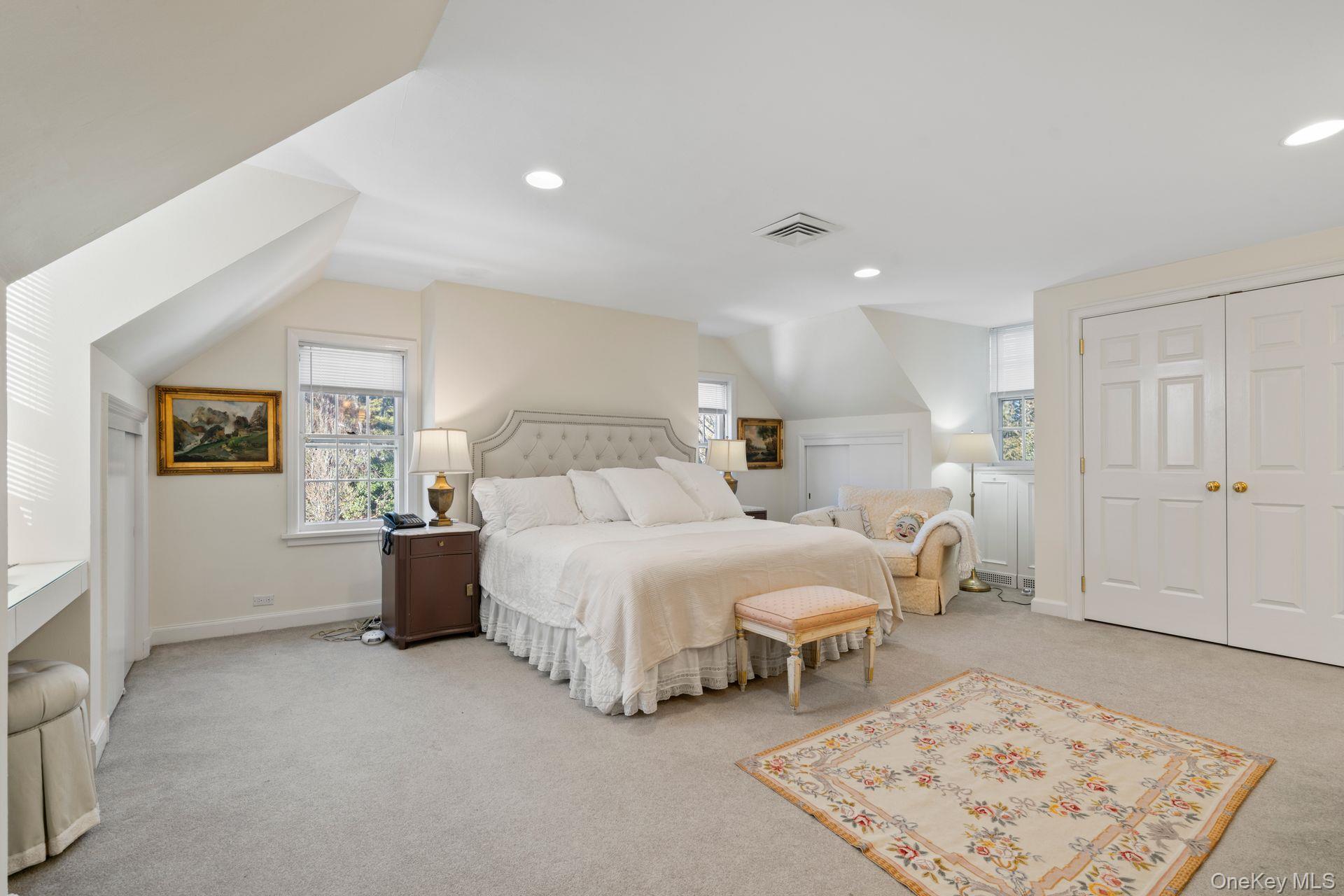 8 Stonegate Lane Property Photo 31