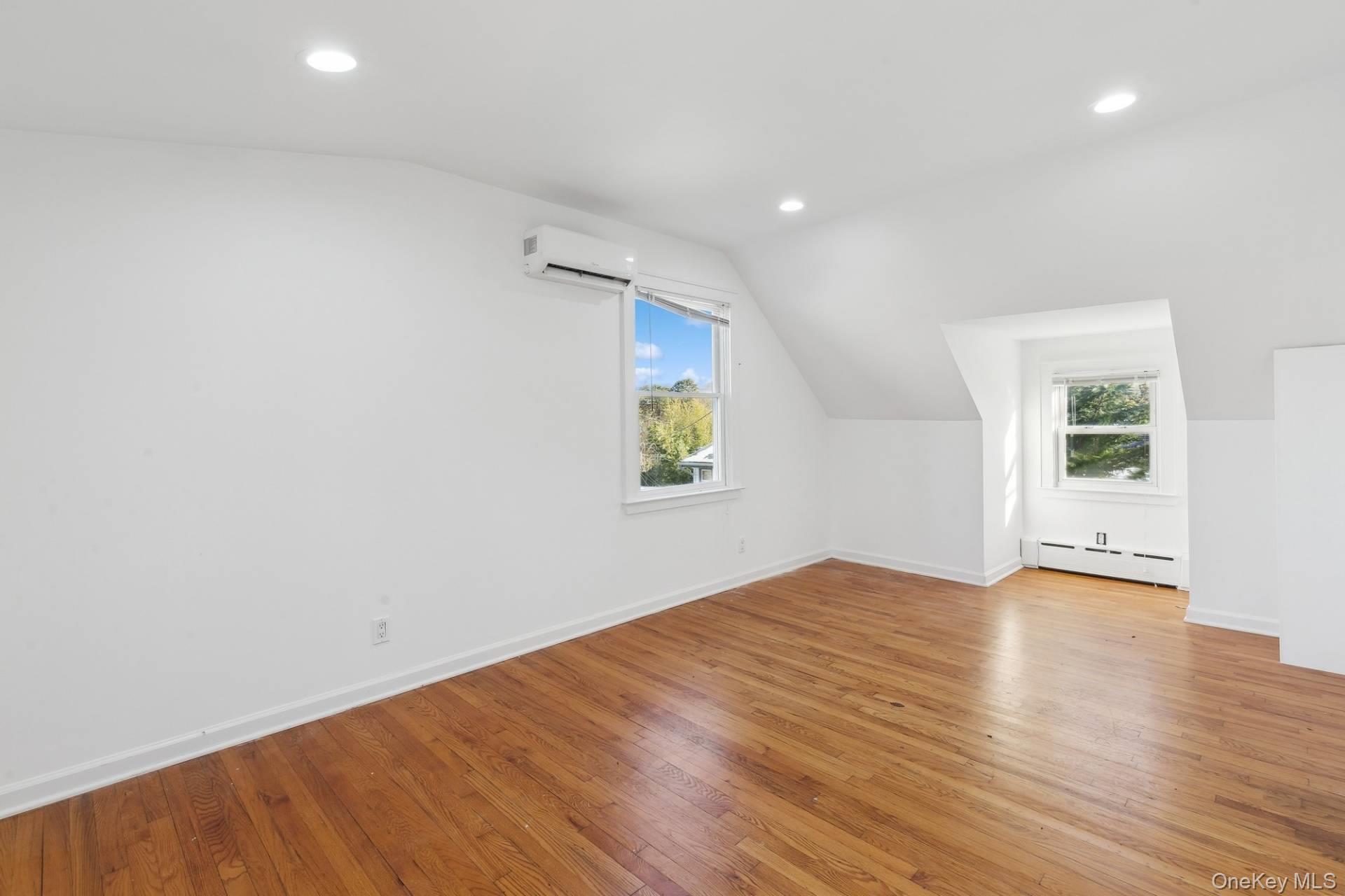 87 North Road Property Photo 8