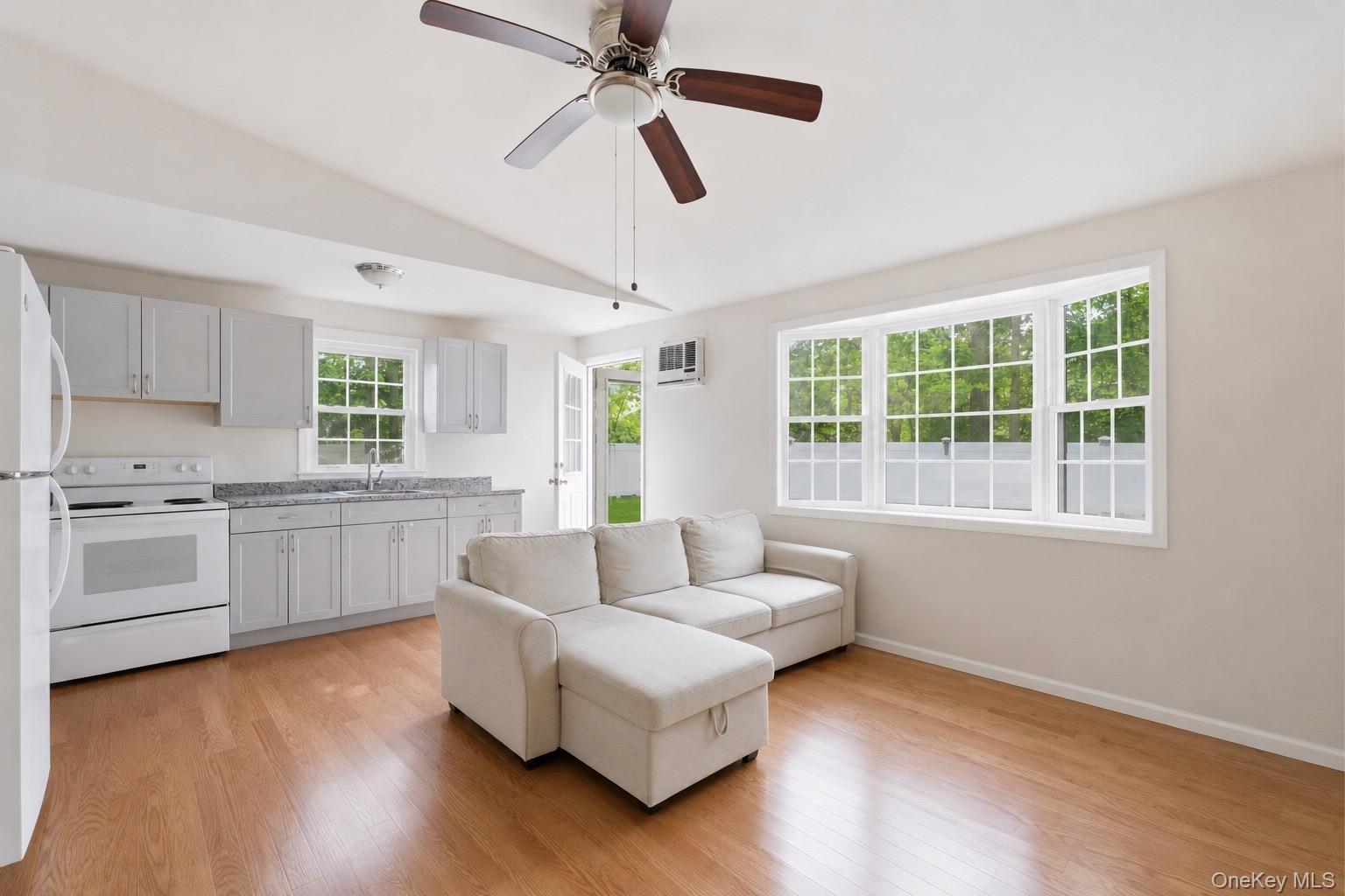 2 Taft Avenue Property Photo 17