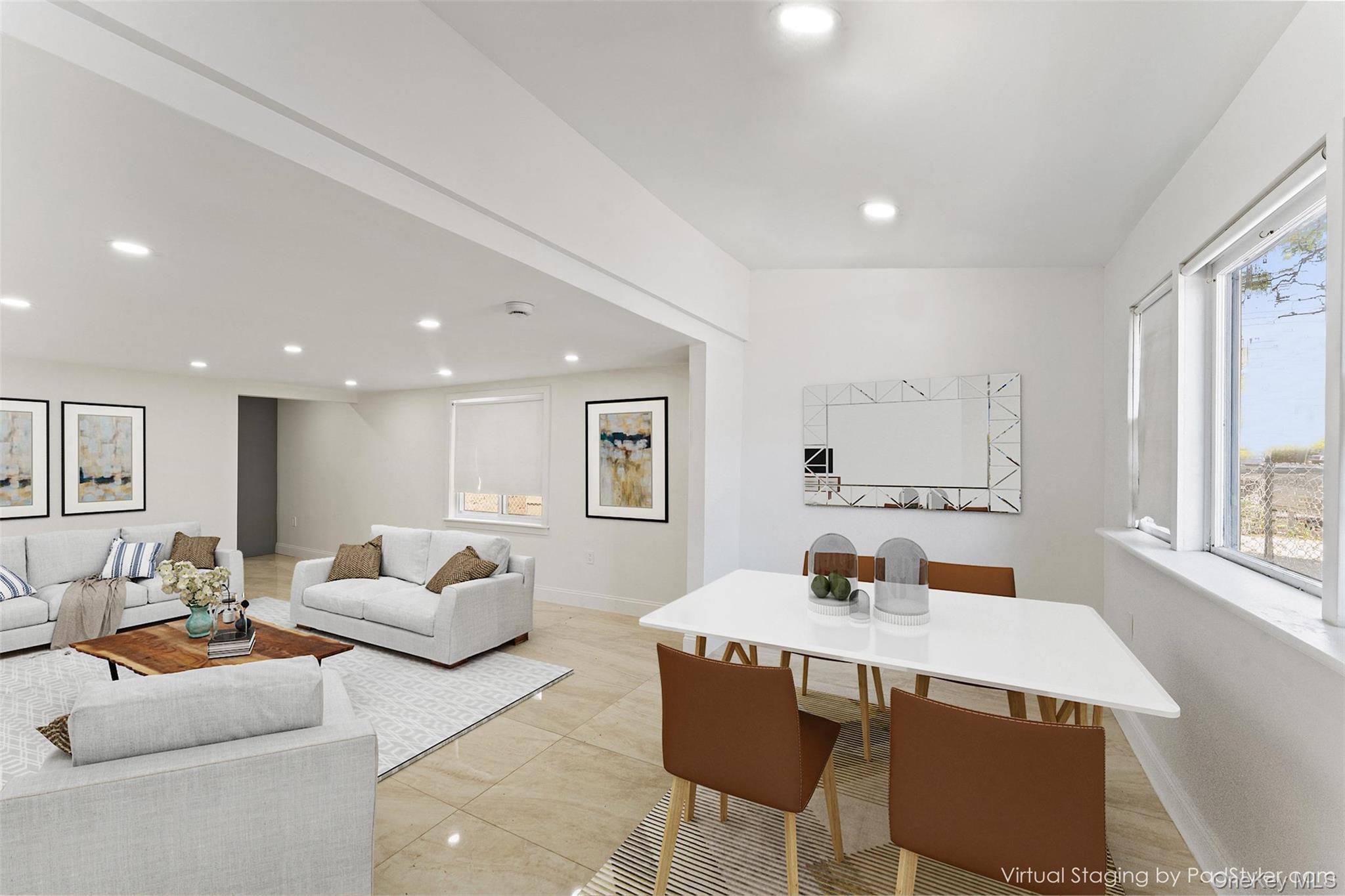 1107 Cross Bay Boulevard Property Photo 3
