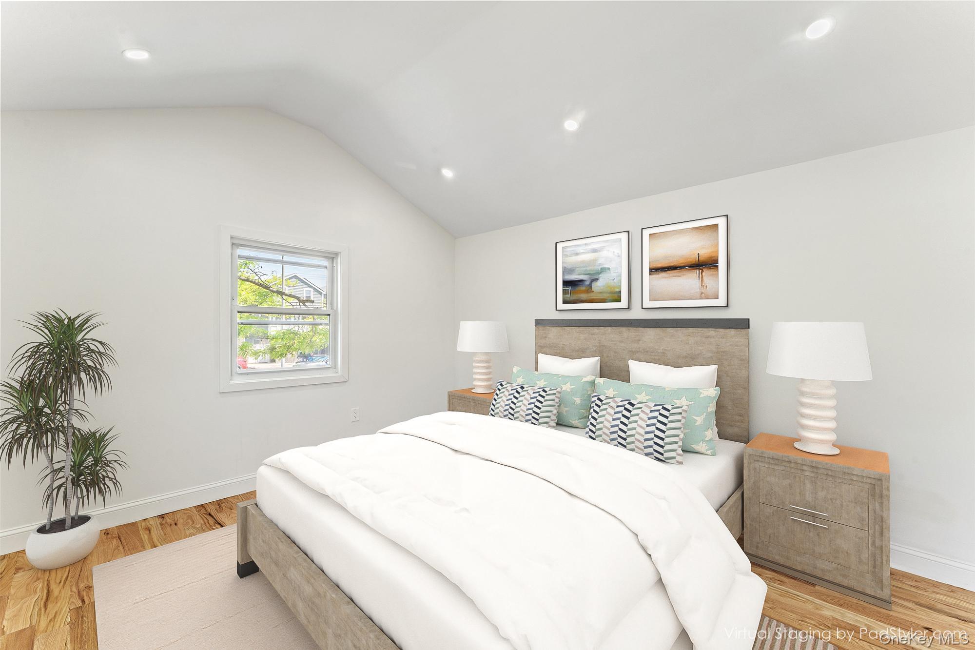 1107 Cross Bay Boulevard Property Photo 7