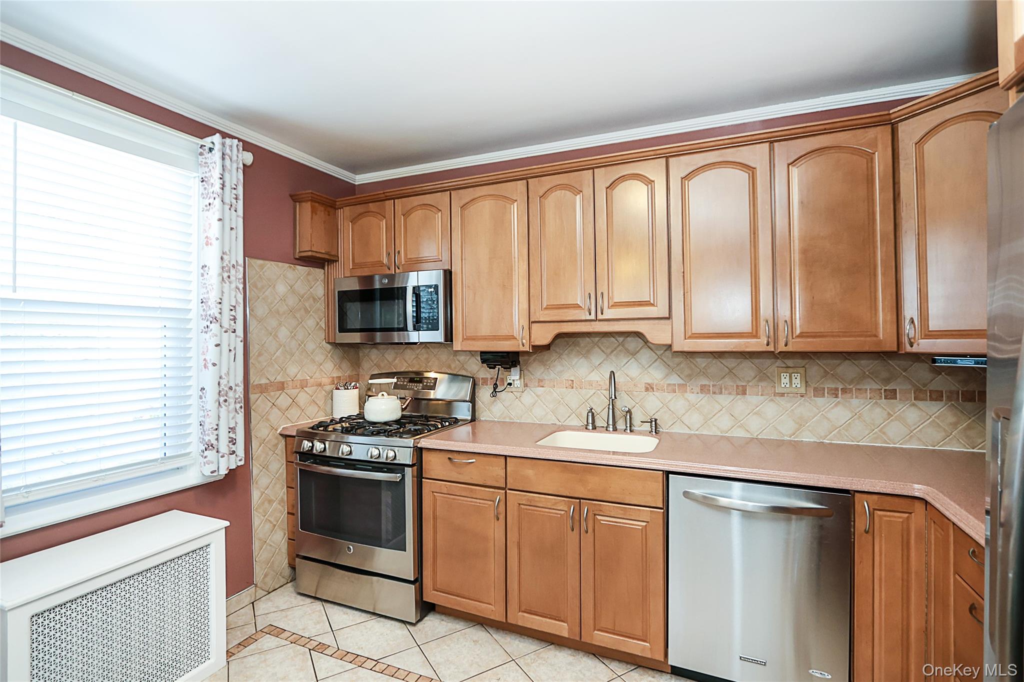 95-20 239th Street Property Photo 13