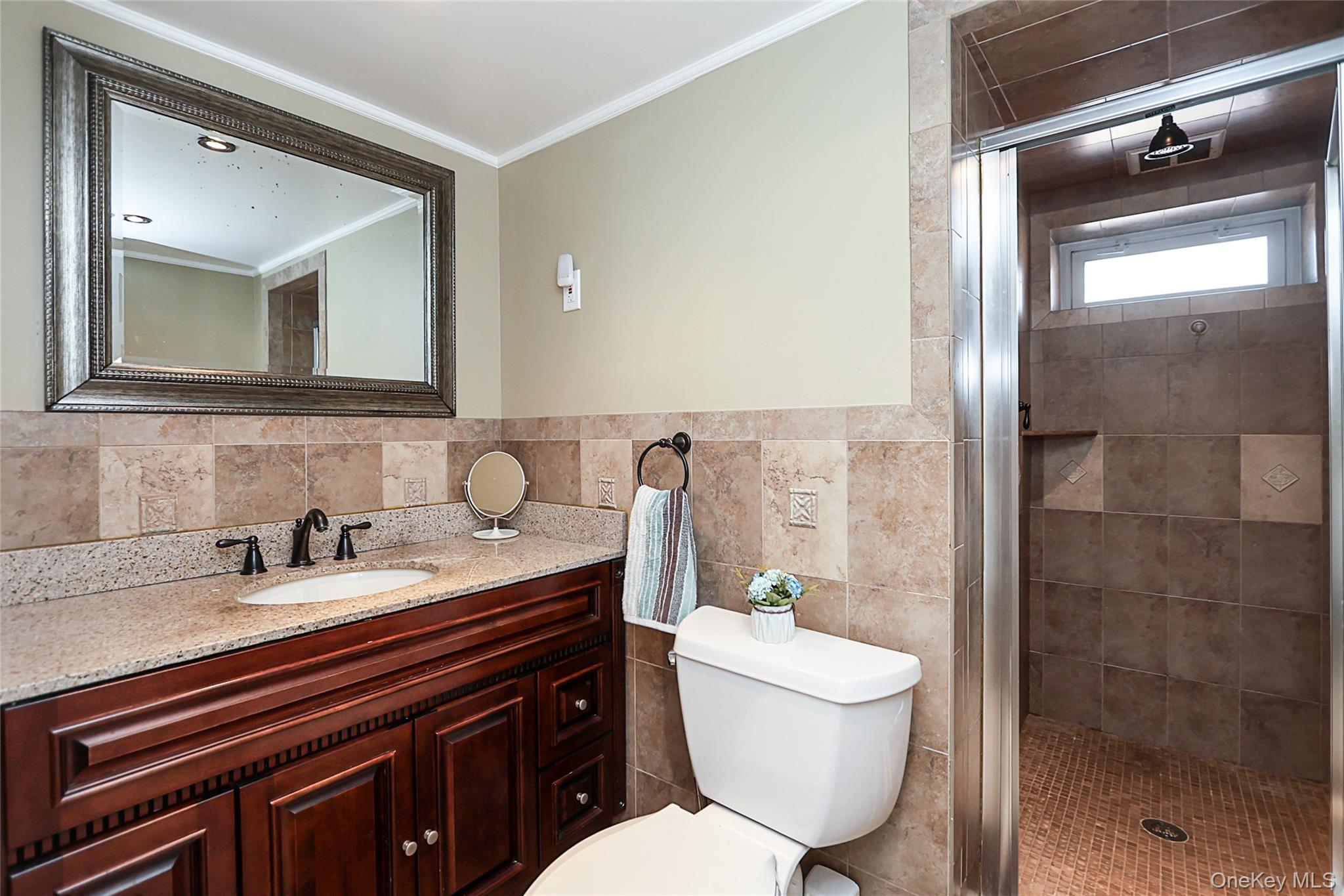 95-20 239th Street Property Photo 32