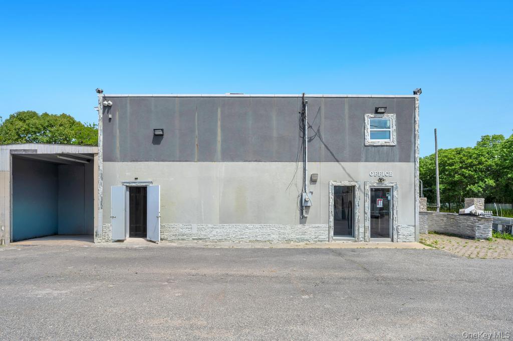 1189 Montauk Highway Property Photo 8