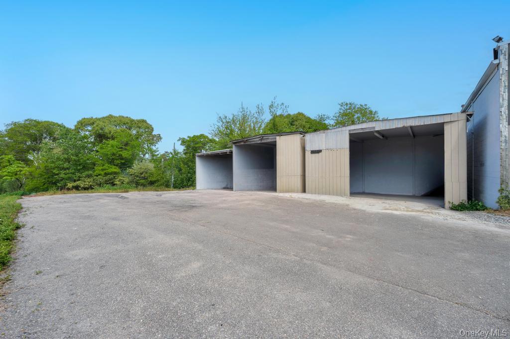 1189 Montauk Highway Property Photo 13