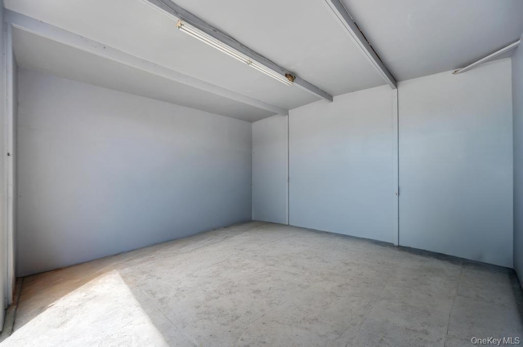 1189 Montauk Highway Property Photo 14