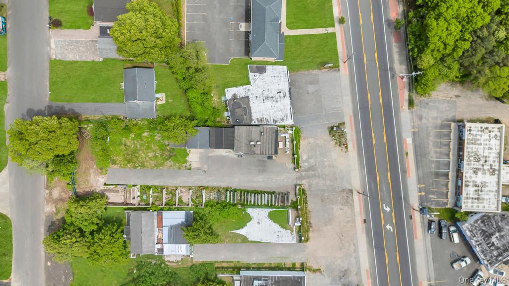 1189 Montauk Highway Property Photo 28