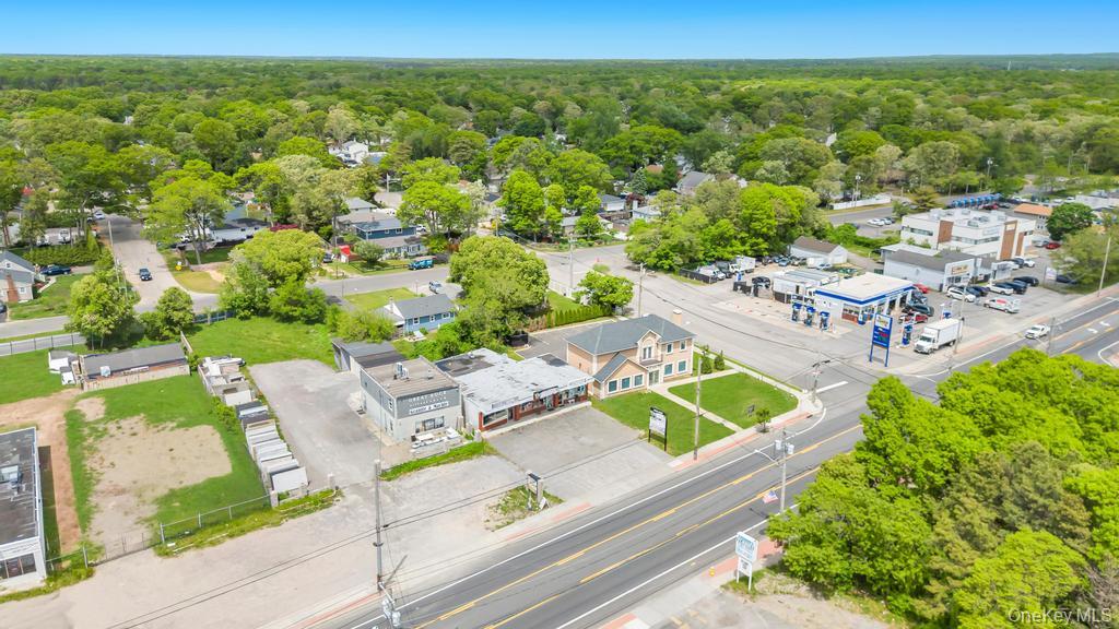 1189 Montauk Highway Property Photo 29