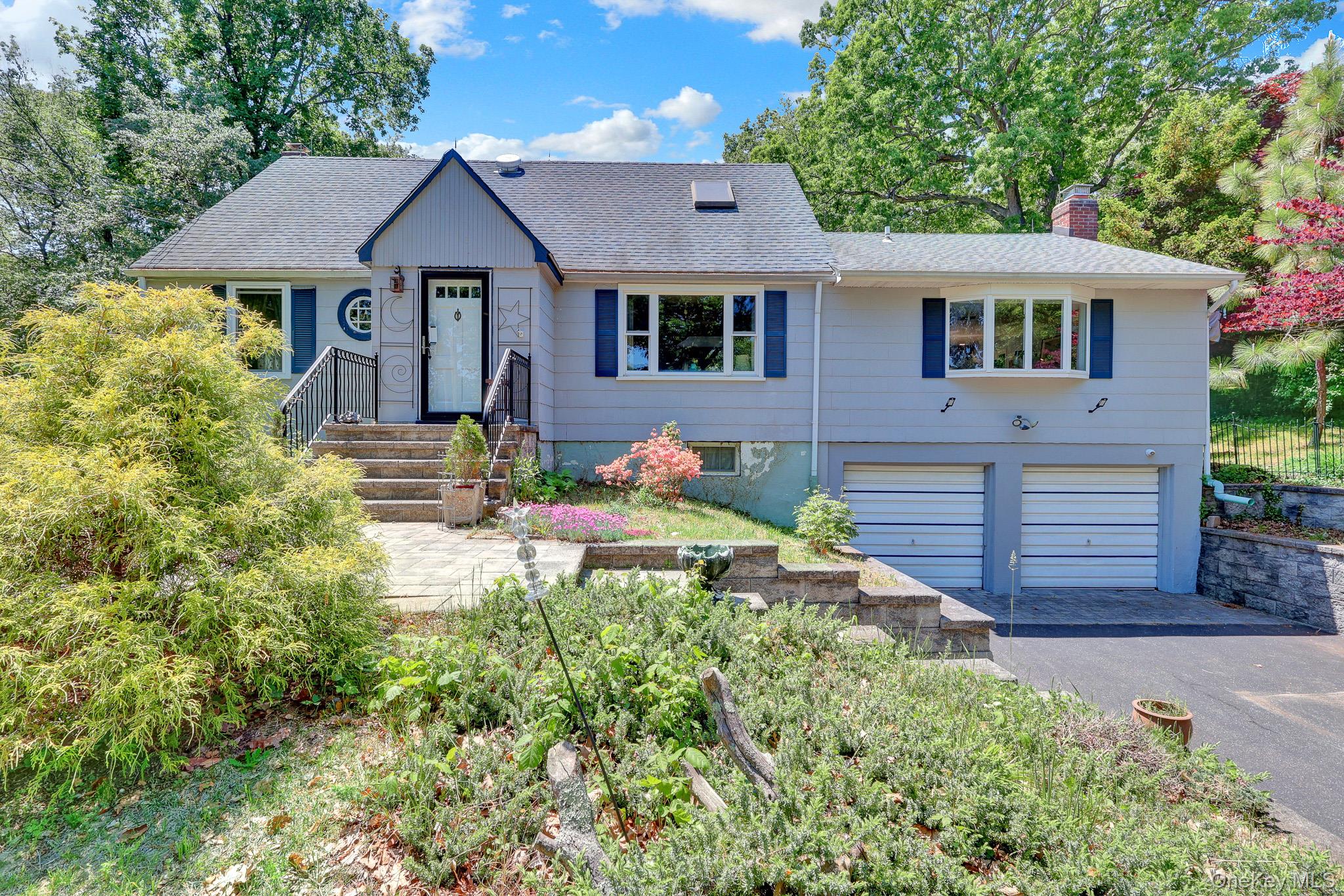 100 Elwood Road Property Photo 1