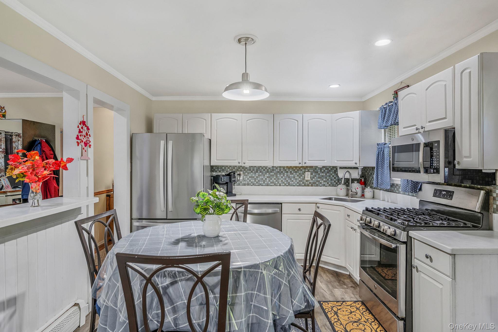 49 Washington Avenue Property Photo 11