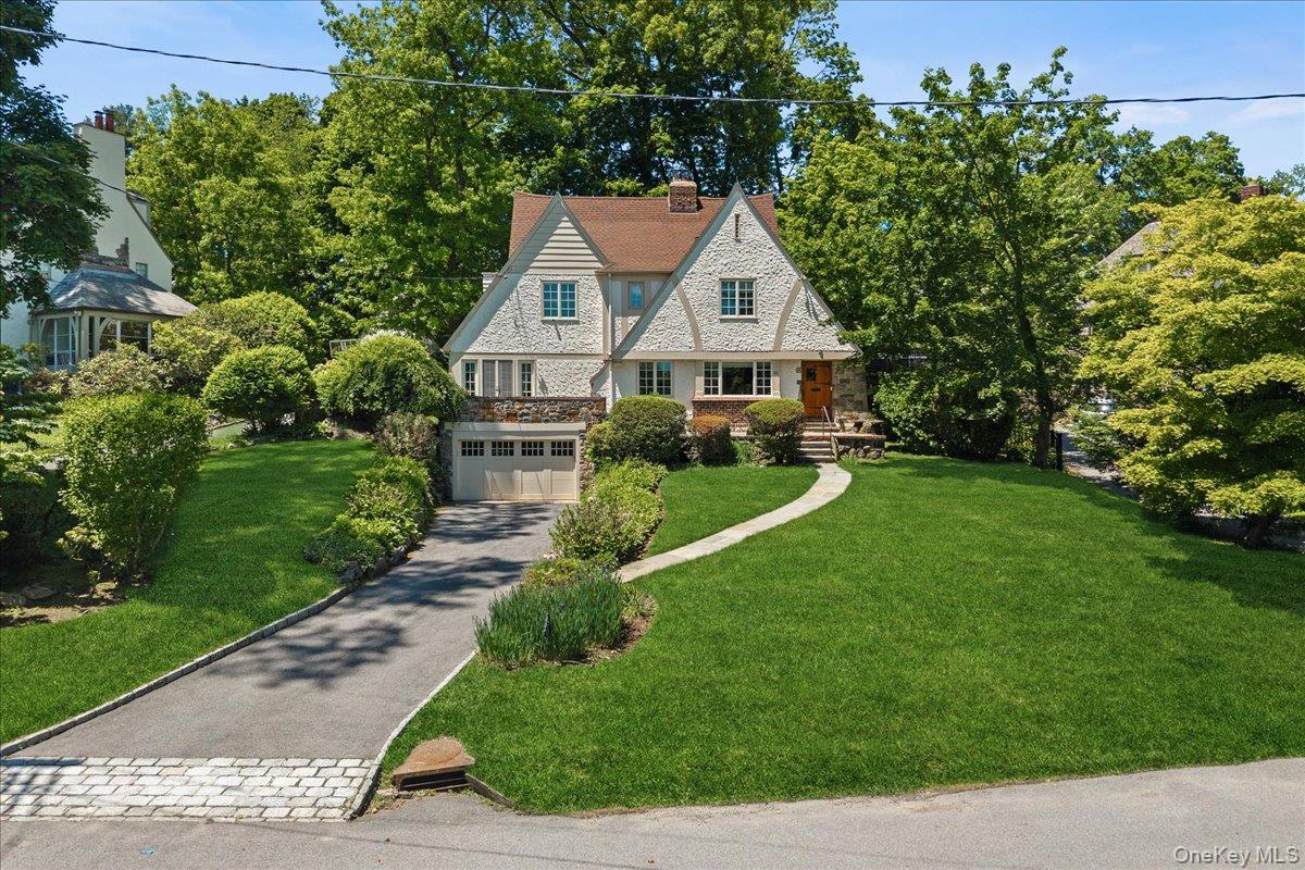 311 Lyncroft Road Property Photo 1