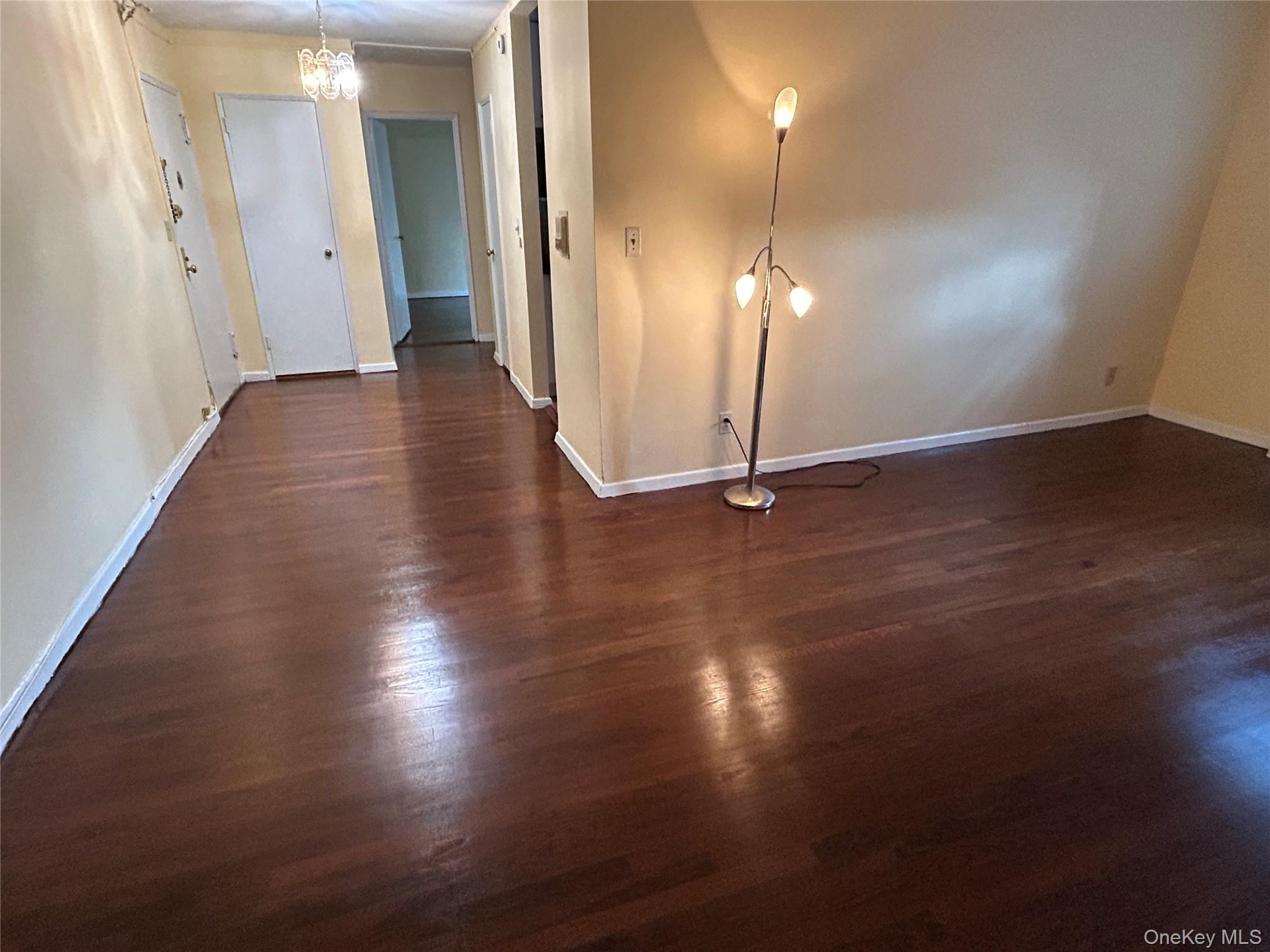 365 Bronx River Road 3j Property Photo 9