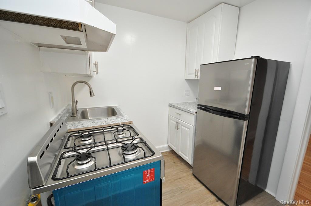 155 Garth Road B1 Property Photo 10