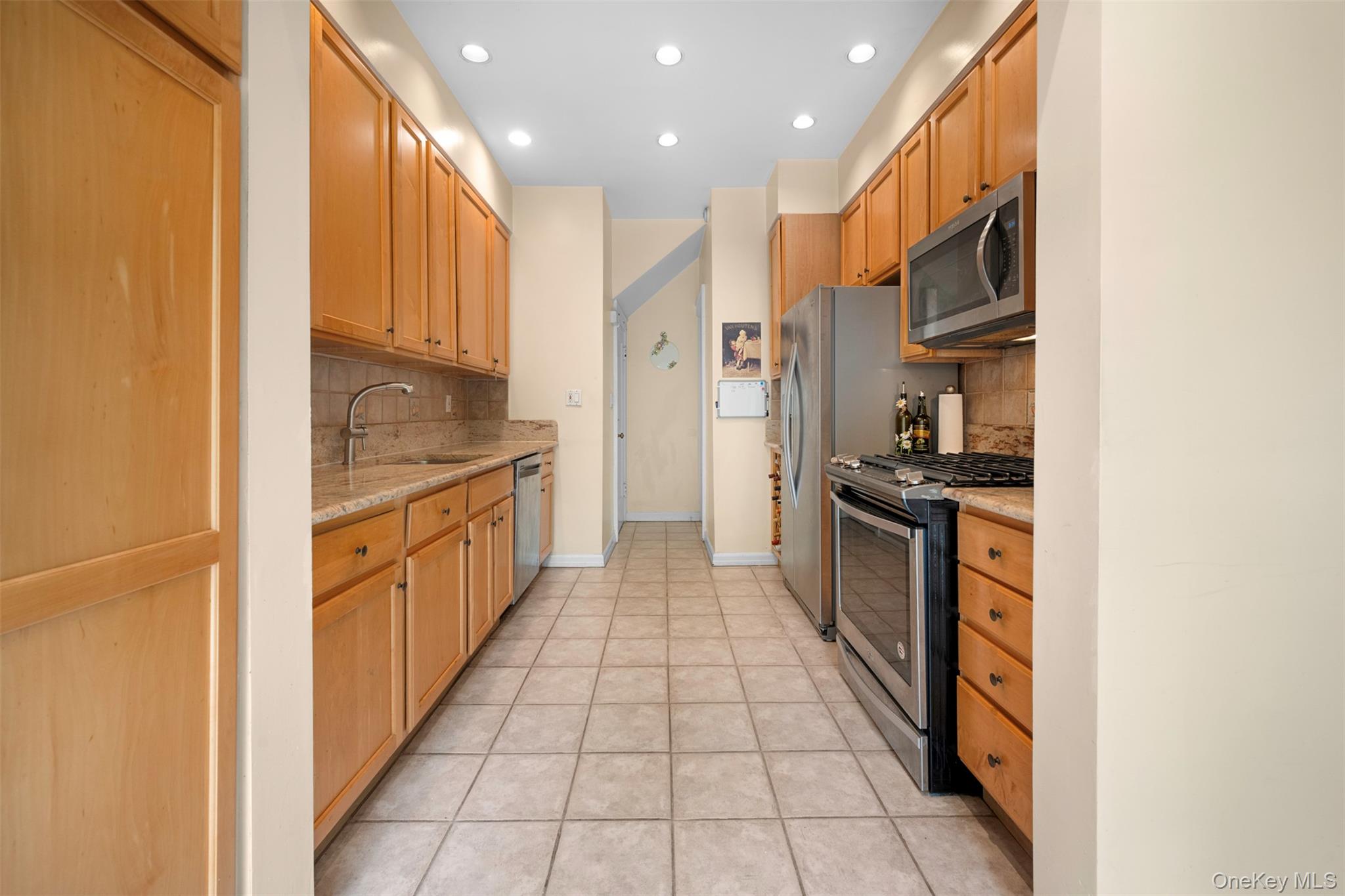 51 Maple Drive Property Photo 12
