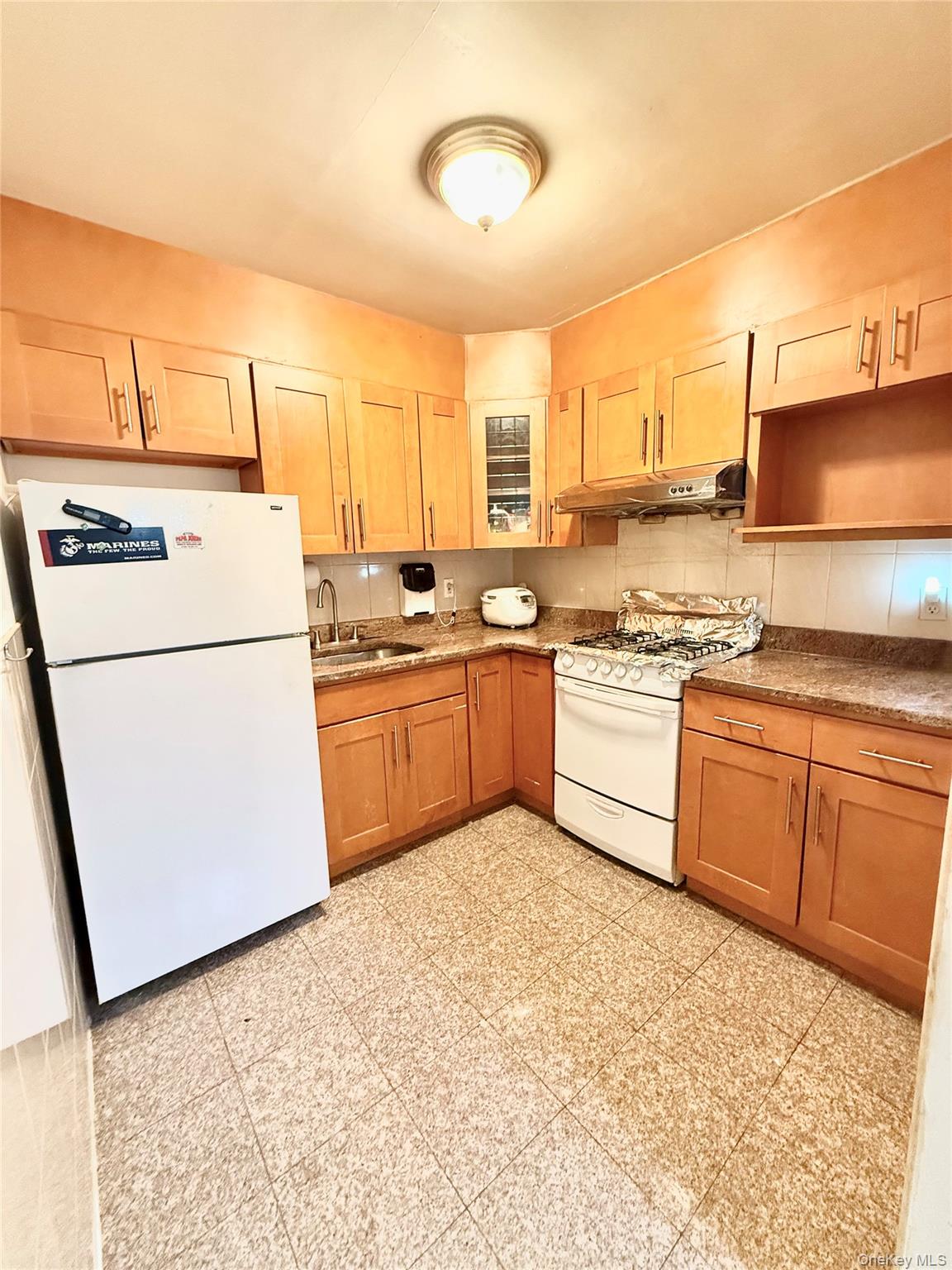 138-70 Elder Avenue 7g Property Photo 3