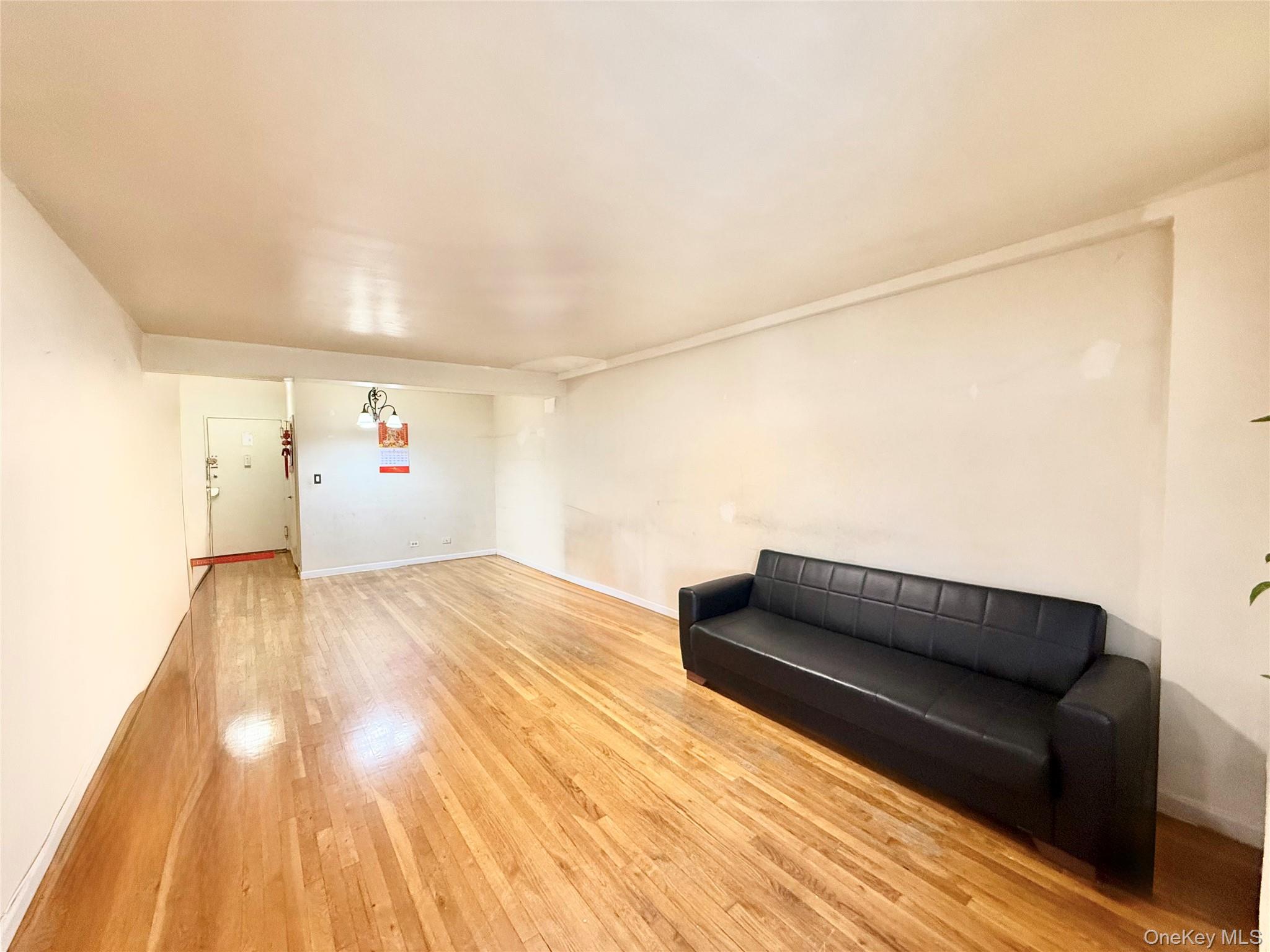 138-70 Elder Avenue 7g Property Photo 9