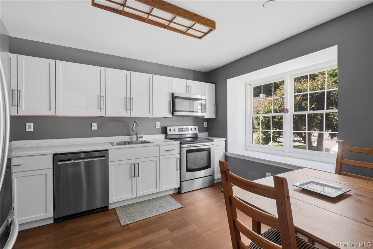 157 Jay Court Property Photo 2