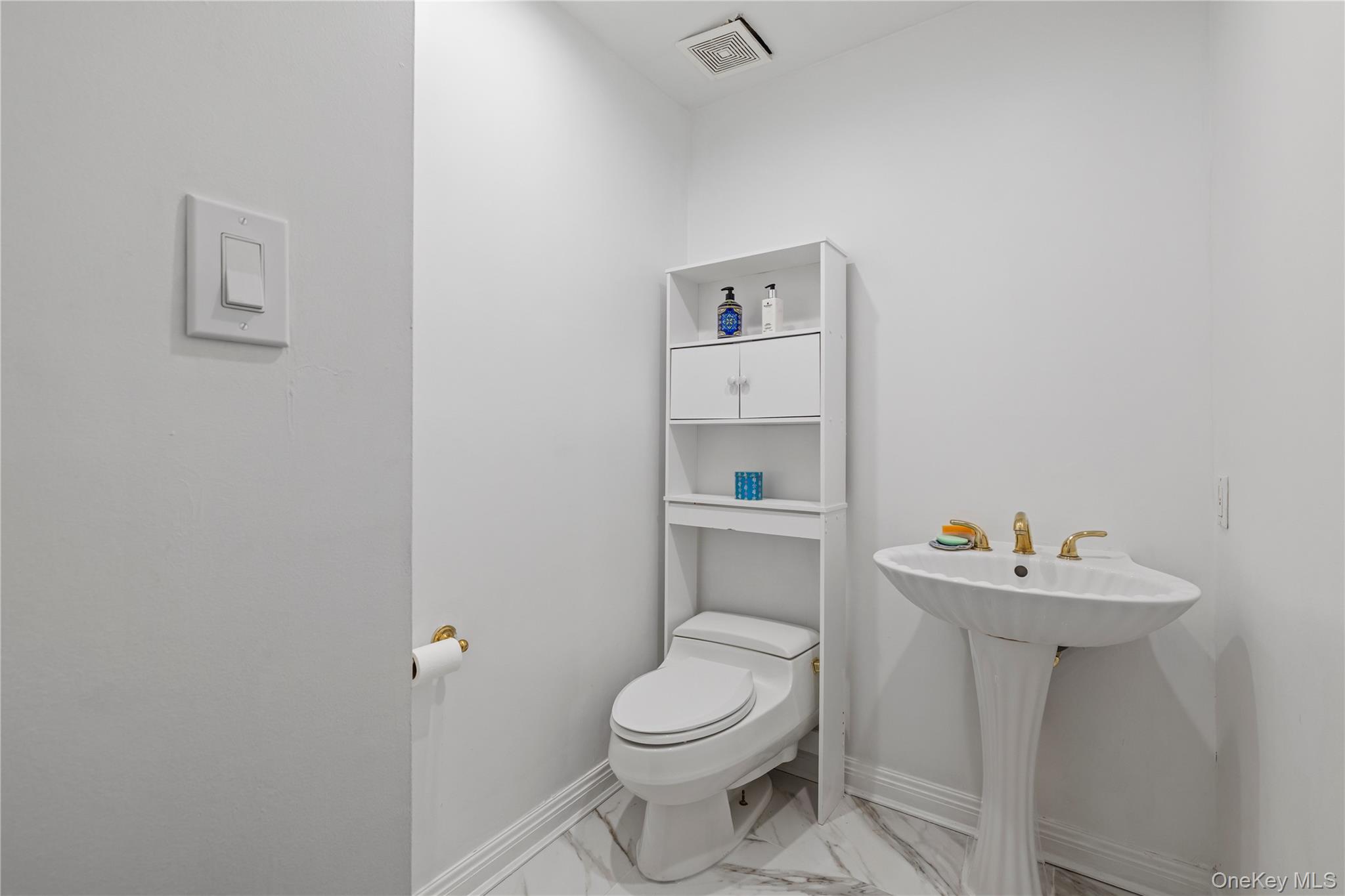 83 Foxwood Drive Property Photo 12
