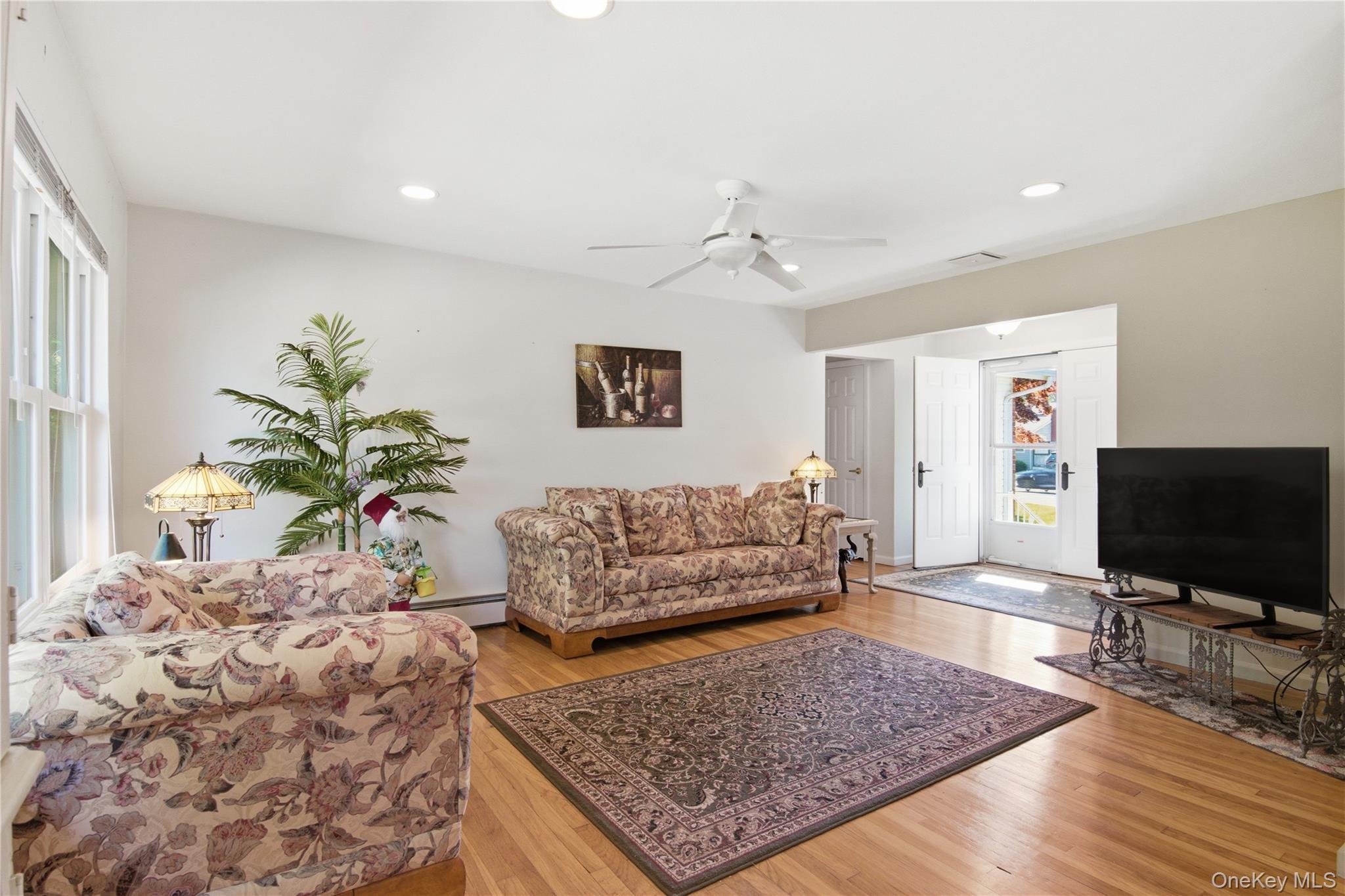 157 Belleview Avenue Property Photo 6