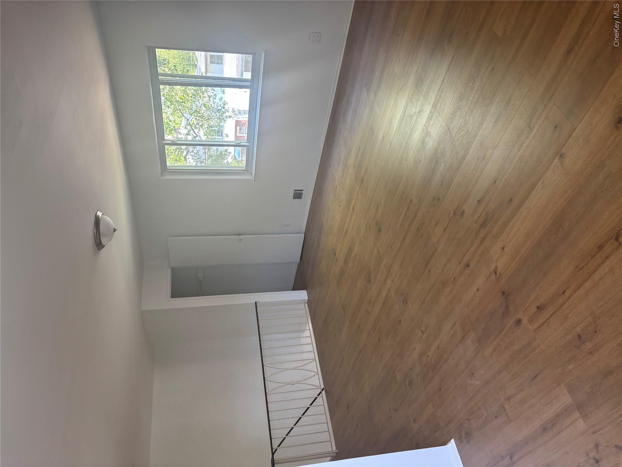 11450 144th Street Property Photo 8