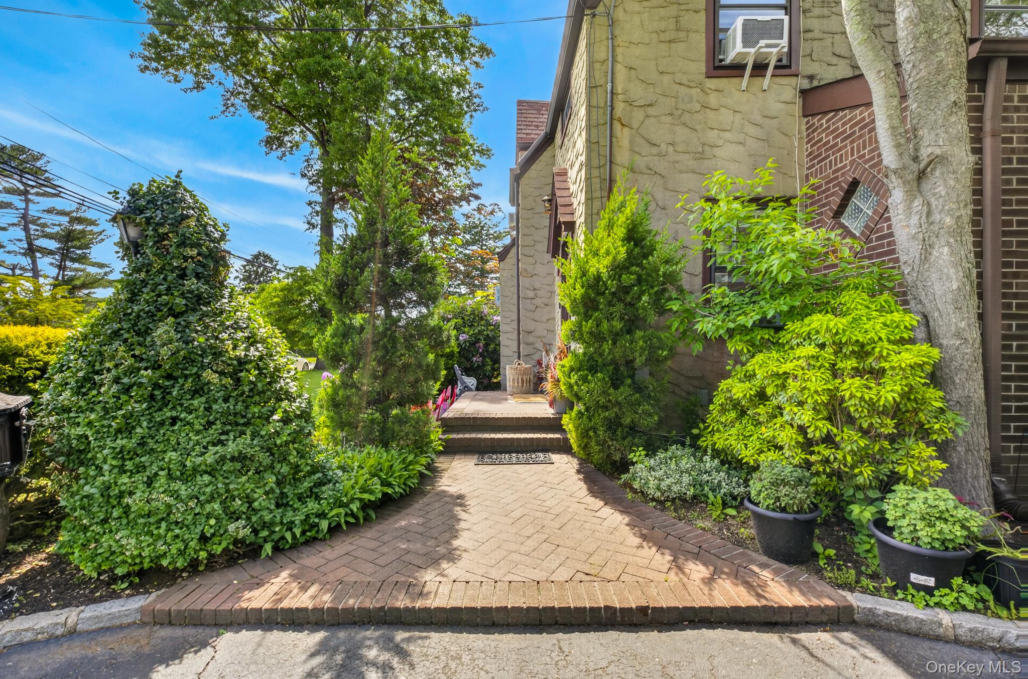 66 Walter Avenue Property Photo 37