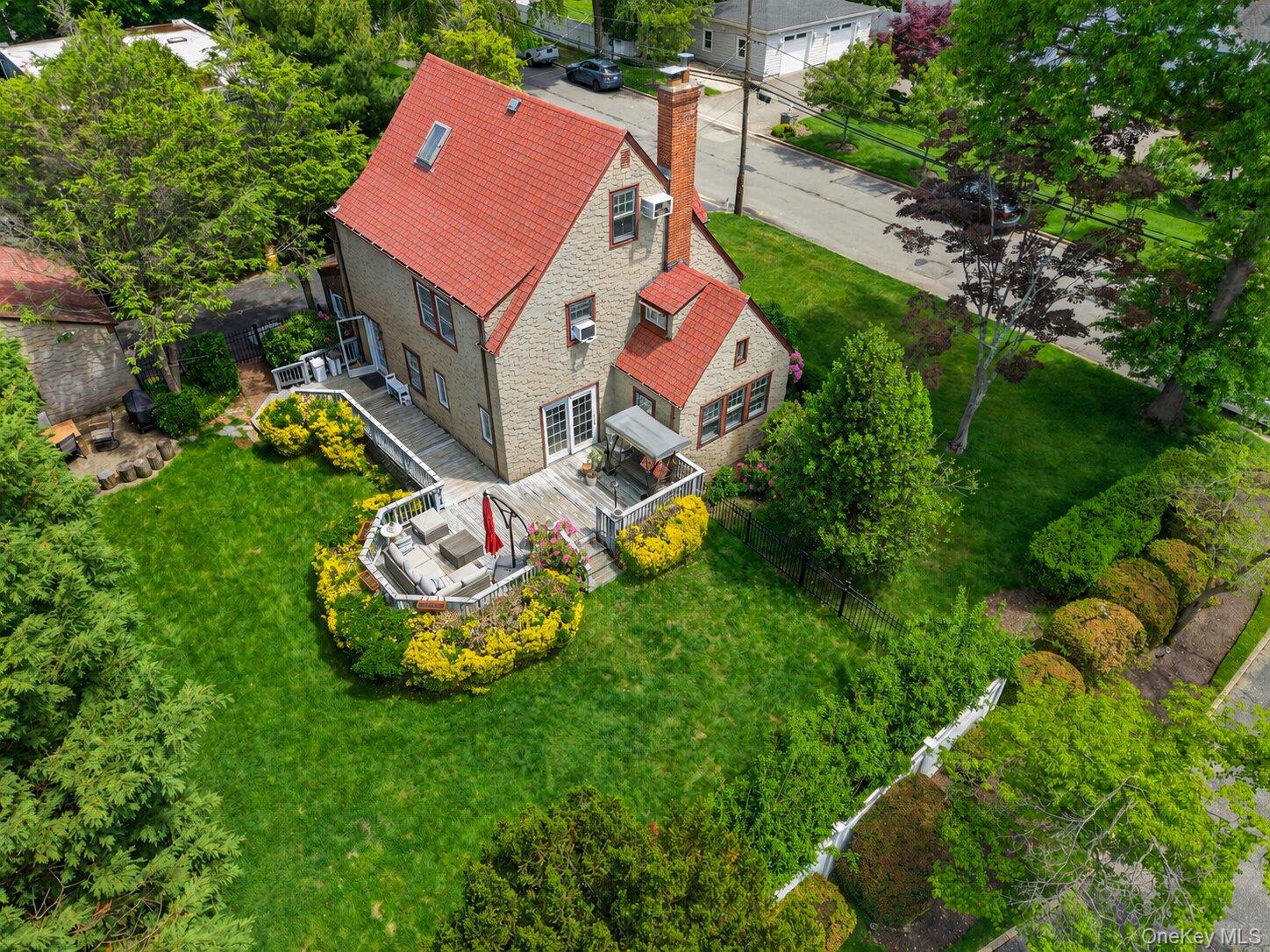 66 Walter Avenue Property Photo 38